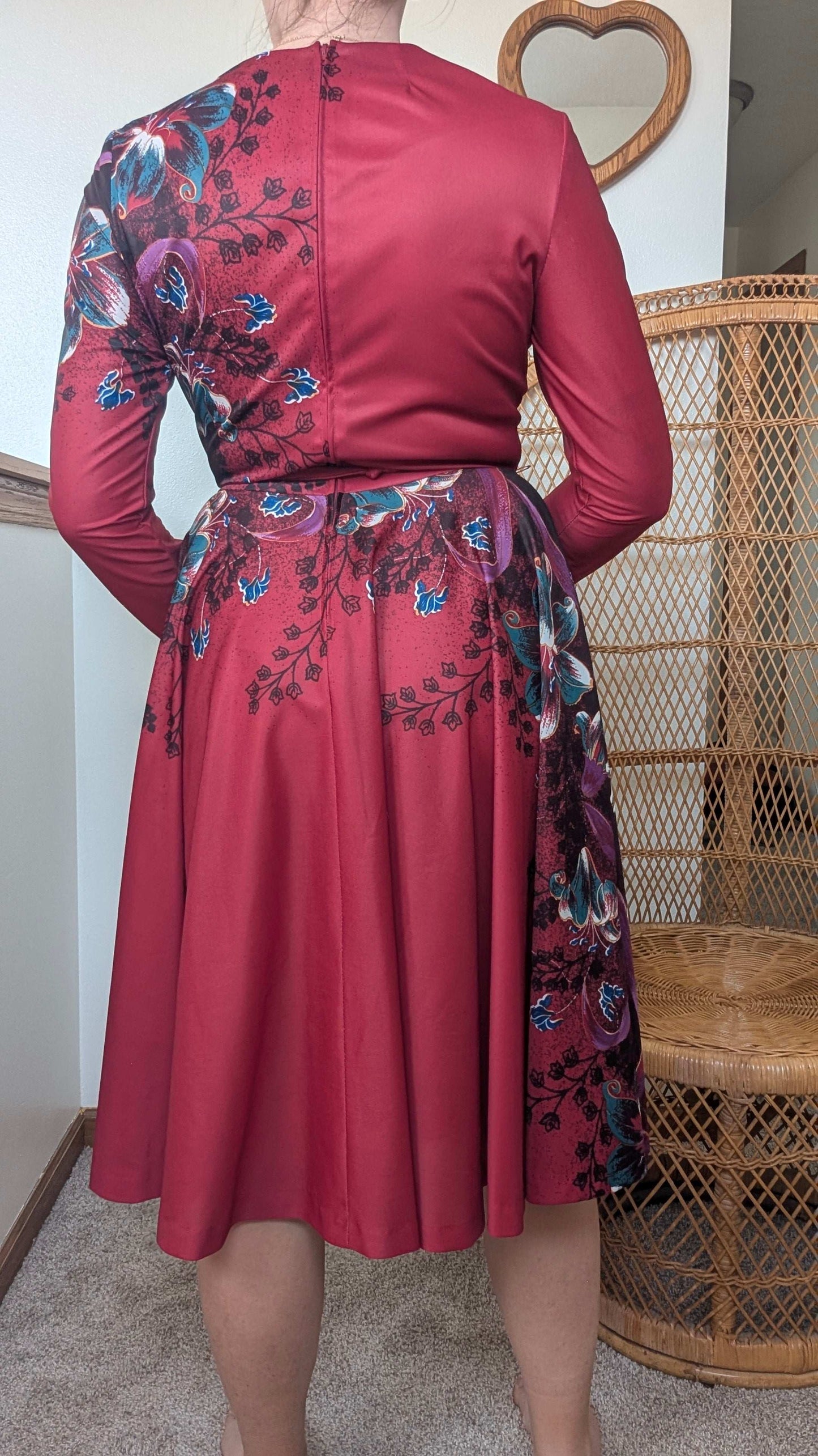 1970s berry floral dress Dress Rad Bonnie's Vintage