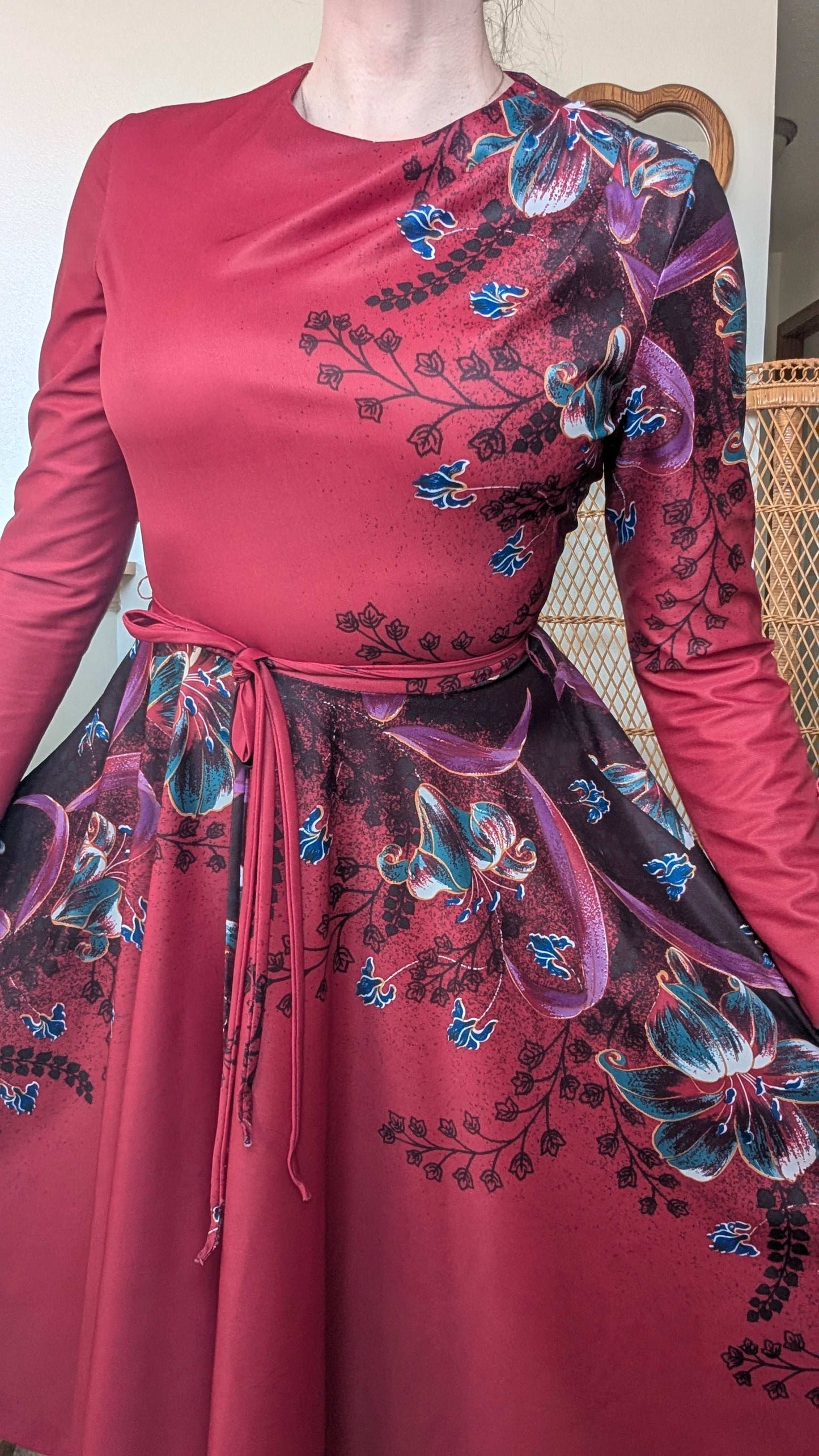 1970s berry floral dress Dress Rad Bonnie's Vintage