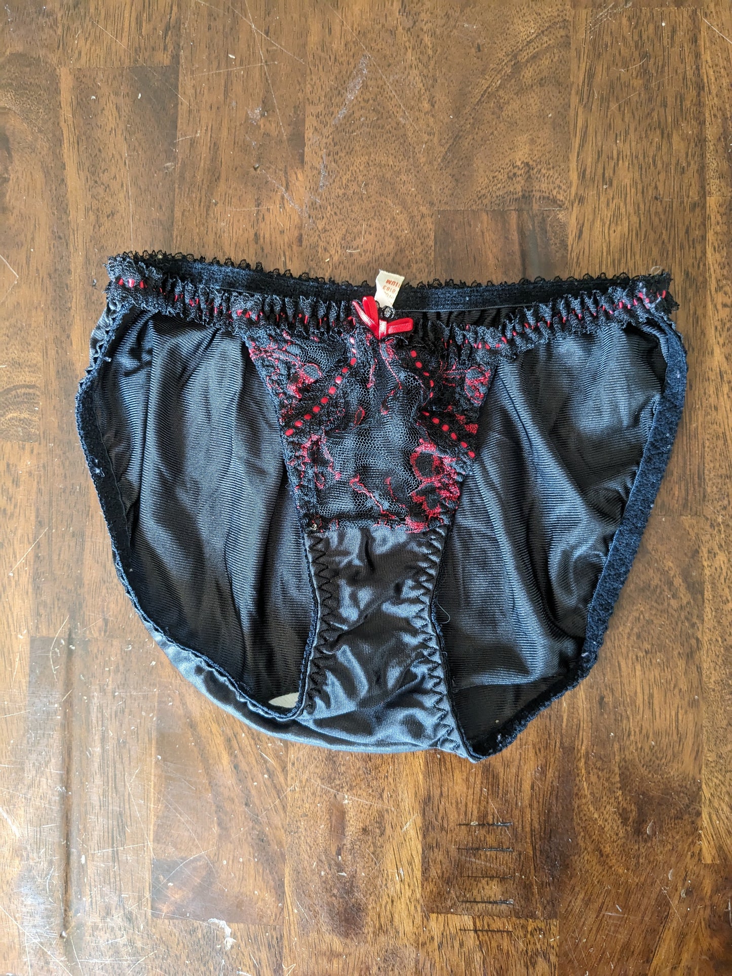 1980s panty & garter belt set Lingerie Rad Bonnie's Vintage