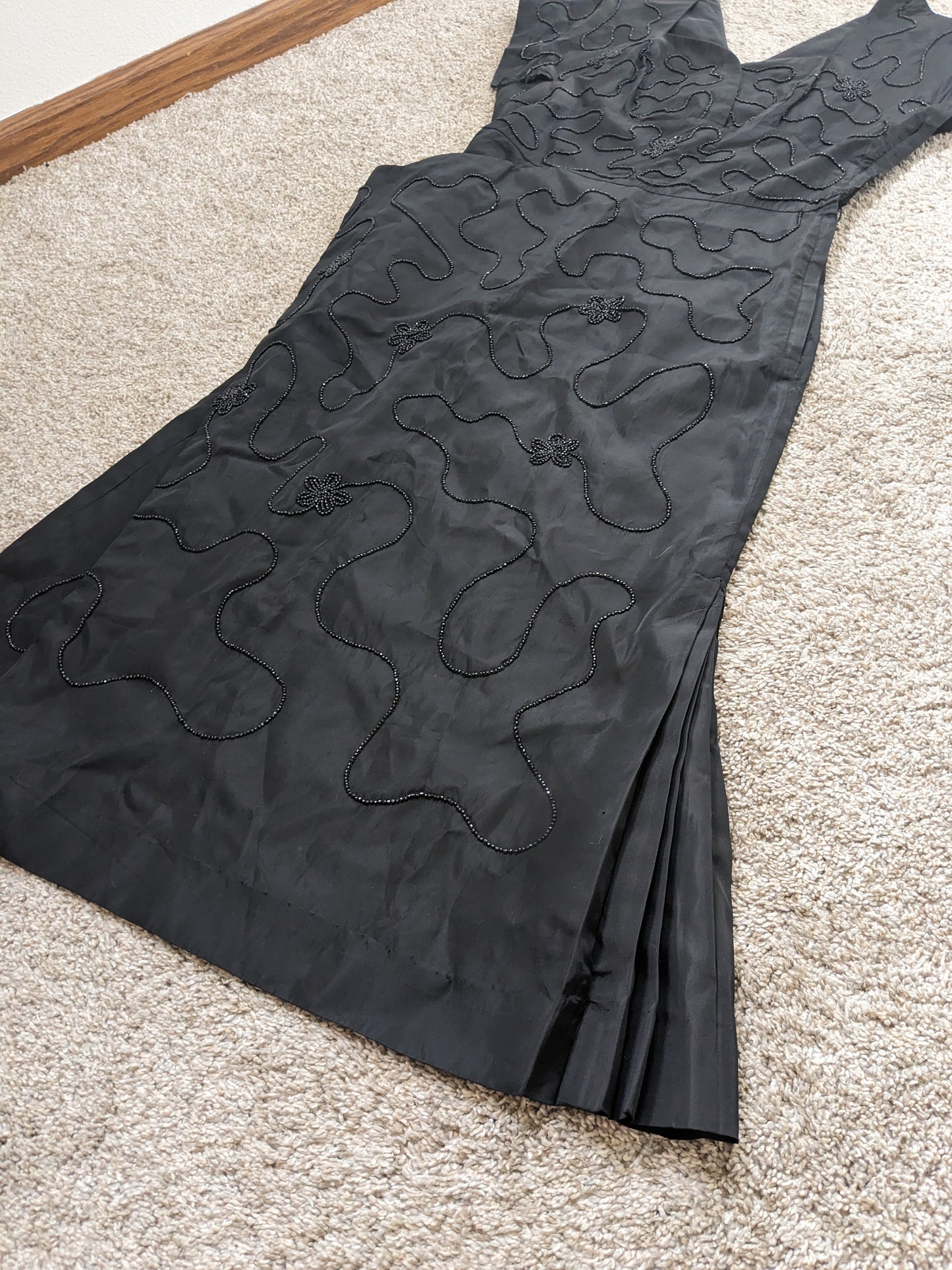 1950s vampy beaded dress Dress Rad Bonnie's Vintage