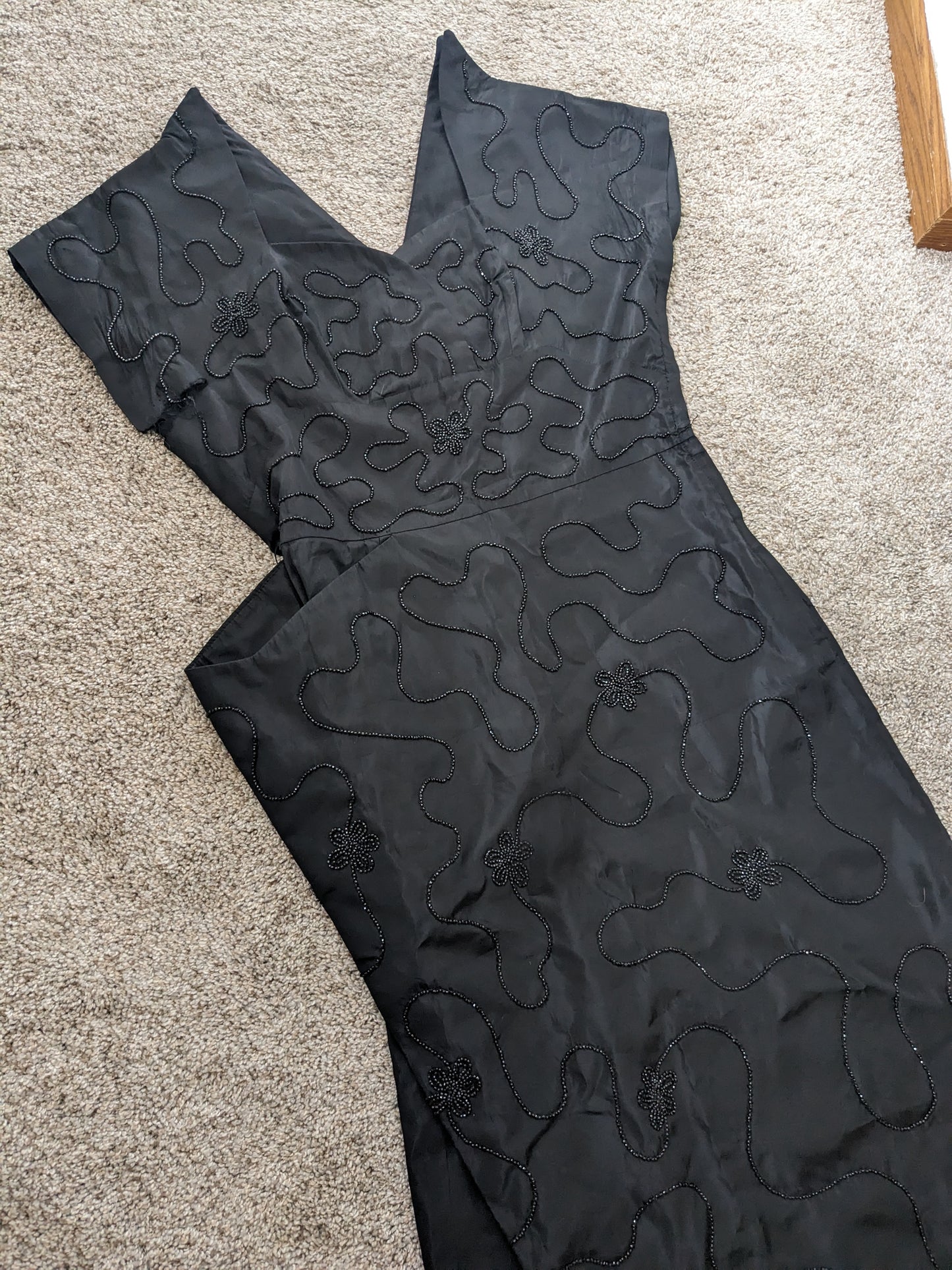 1950s vampy beaded dress Dress Rad Bonnie's Vintage