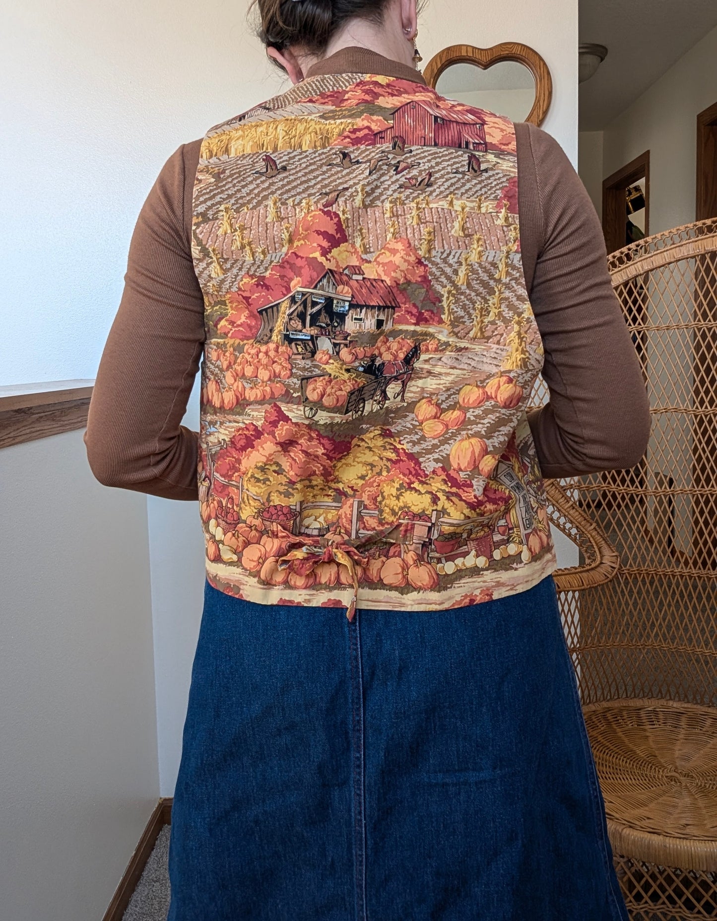 1990s festive fall vest Vest Rad Bonnie's Vintage