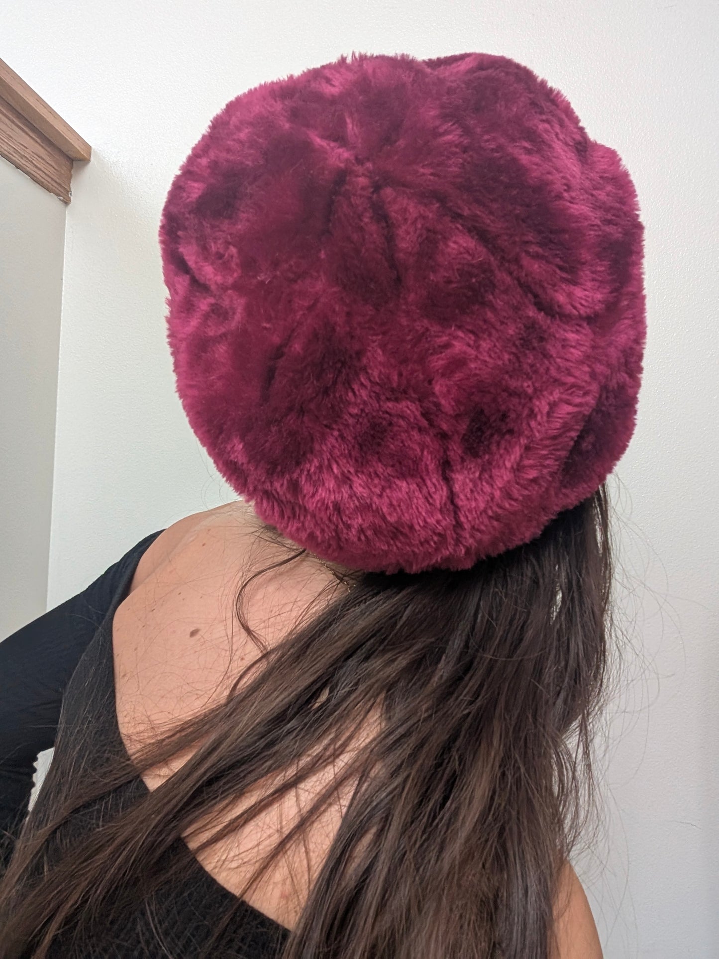 1990s fur hat hat Rad Bonnie's Vintage