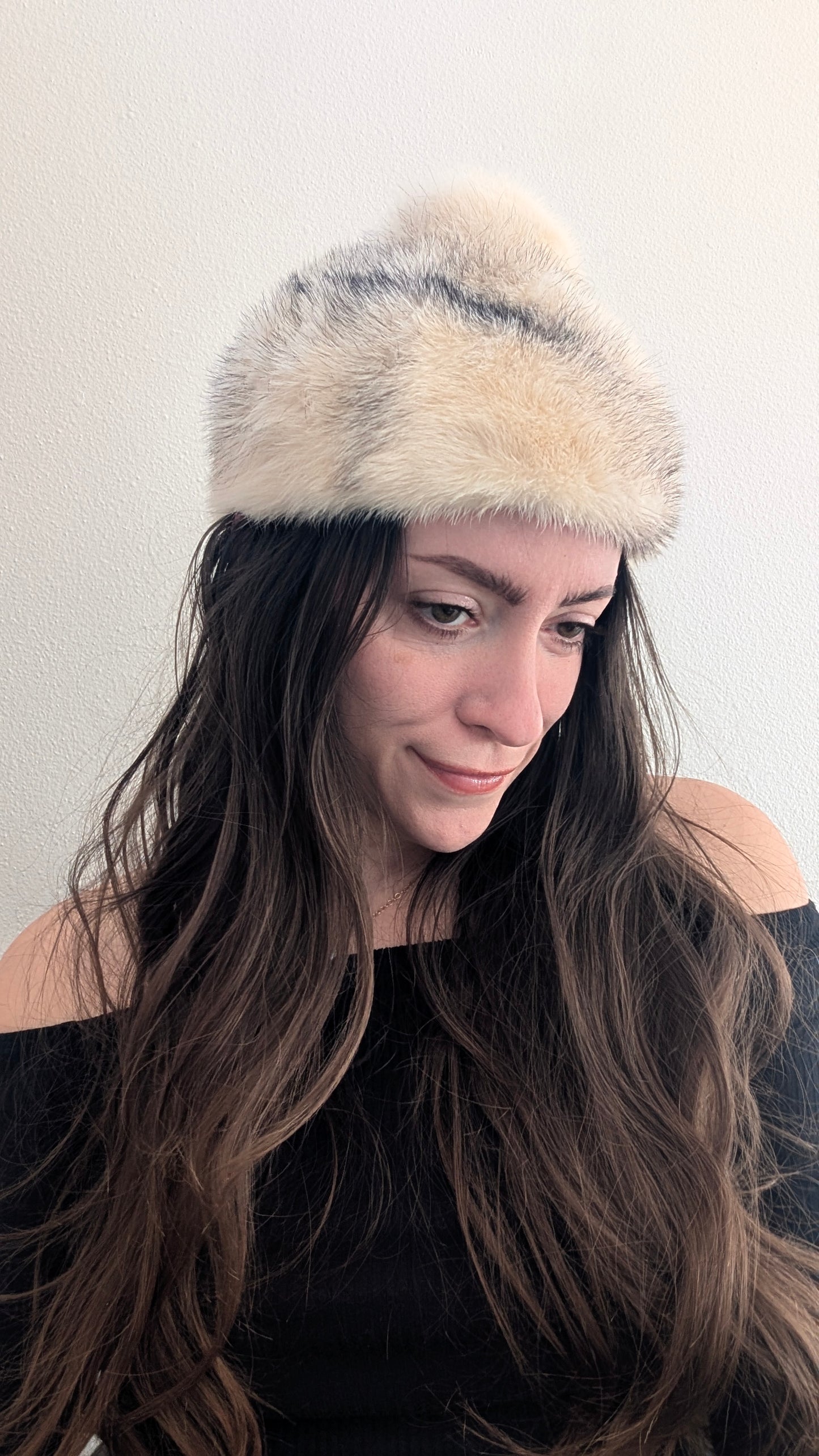 1960s fur hat hat Rad Bonnie's Vintage