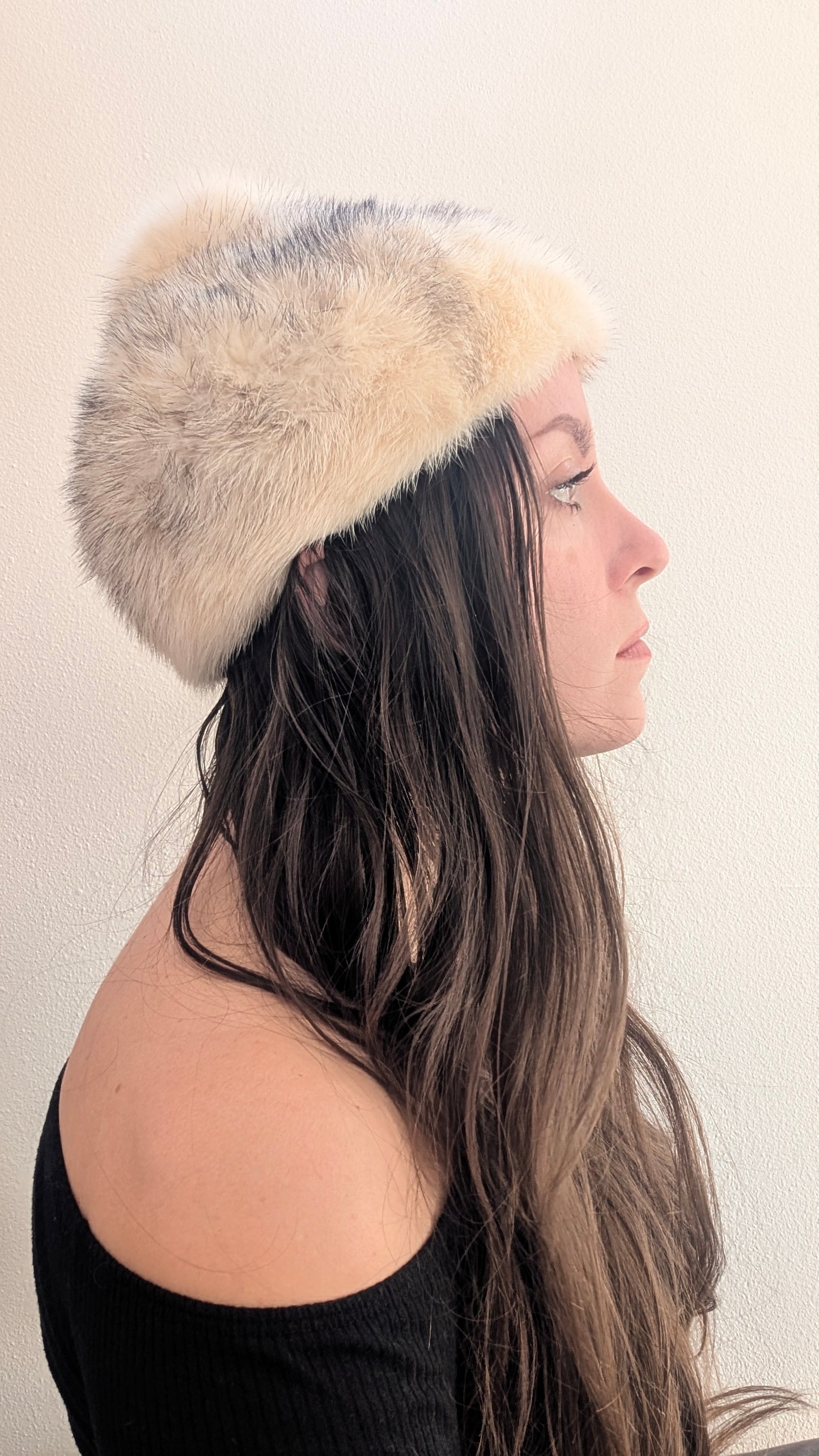 1960s fur hat hat Rad Bonnie's Vintage