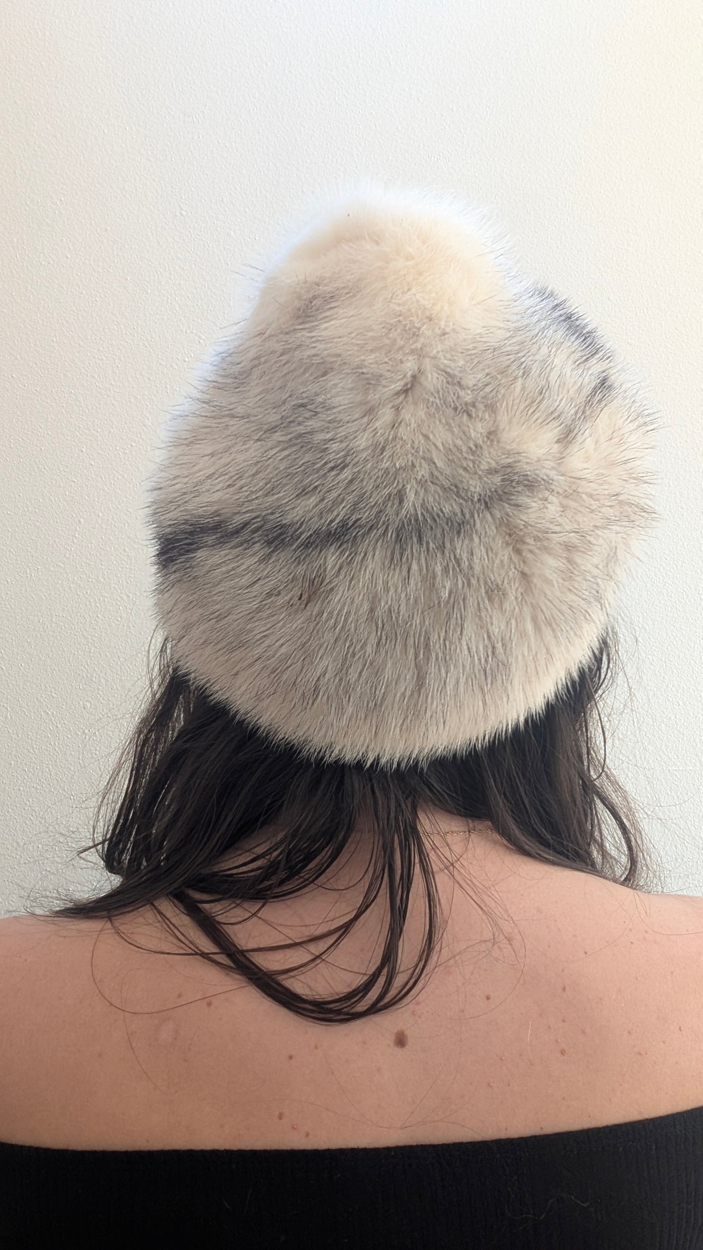 1960s fur hat hat Rad Bonnie's Vintage