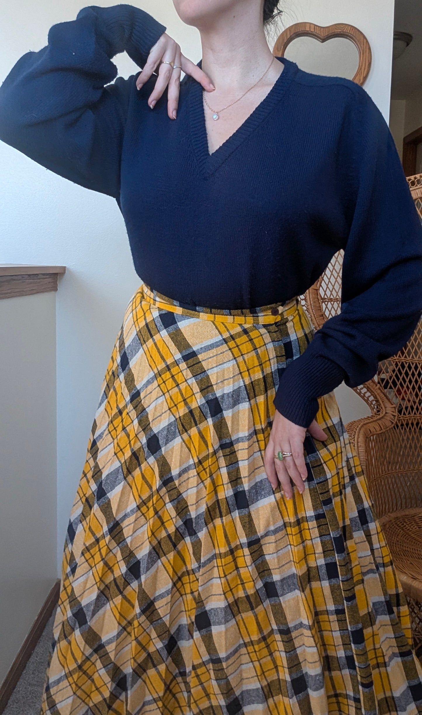1970s navy sweater Sweater Rad Bonnie's Vintage
