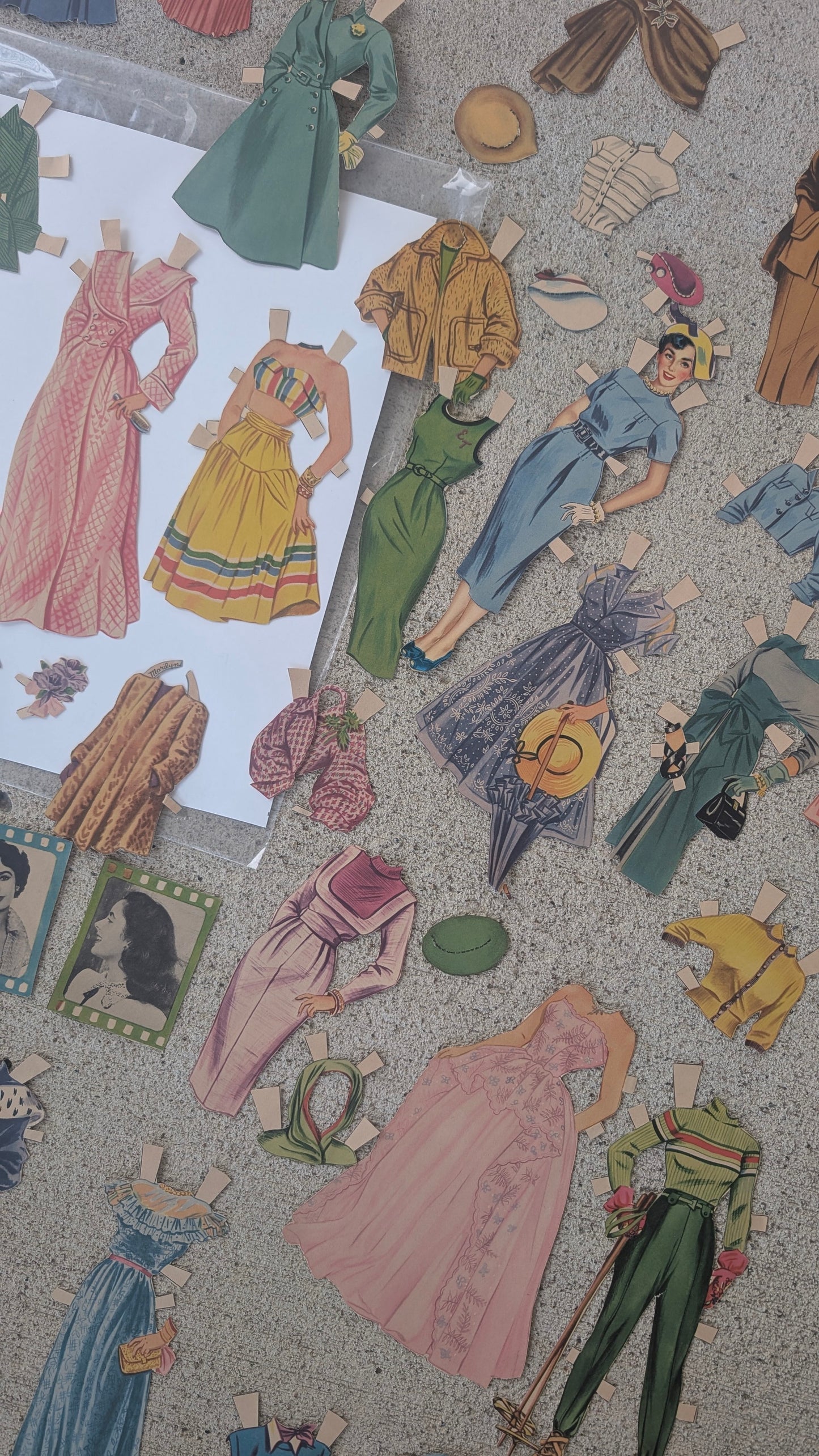 Vintage Elizabeth Taylor paper doll set paper dolls Rad Bonnie's Vintage