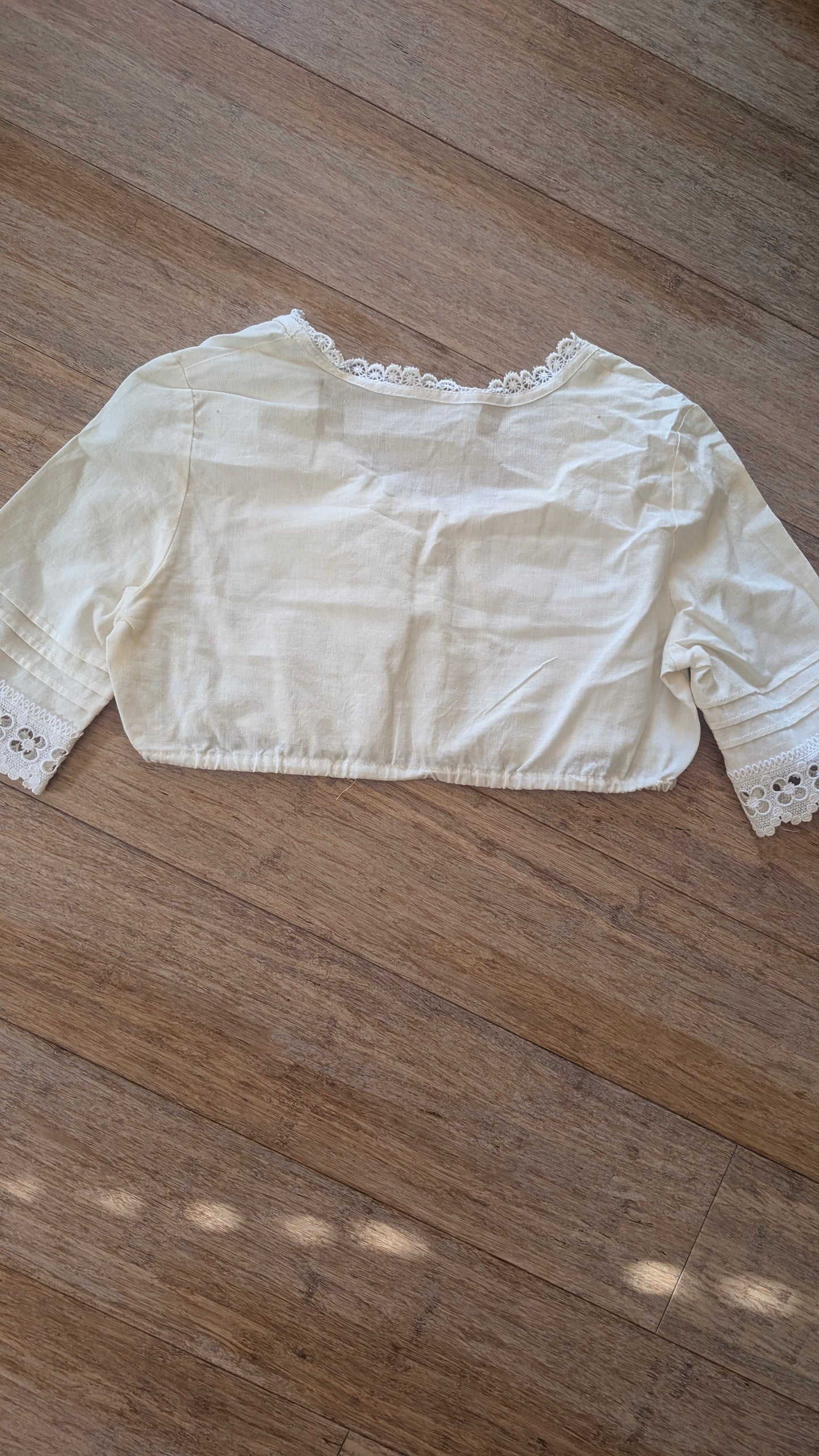 1970s drndl blouse Top Rad Bonnie's Vintage