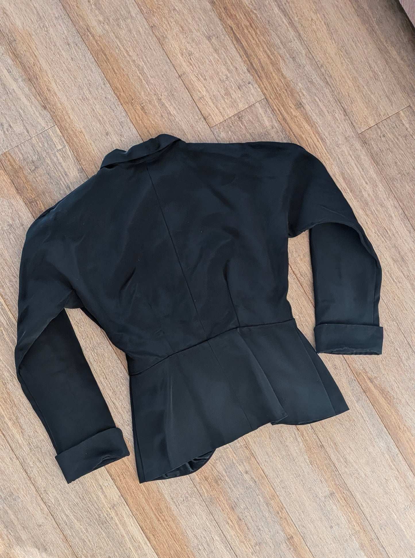 1940s luxury skirt suit