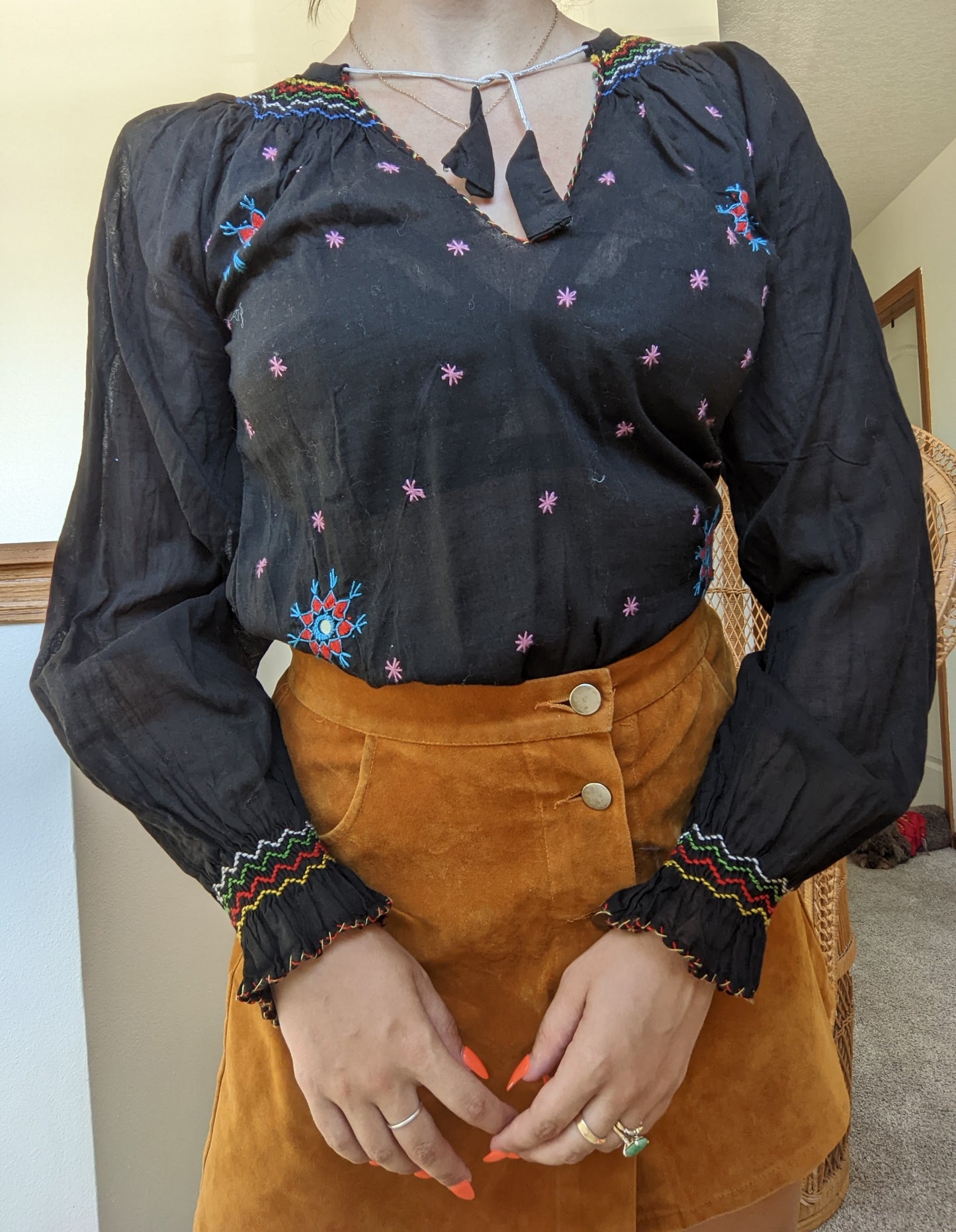 1970s Embroidered Folk Top Shirt Rad Bonnie's Vintage