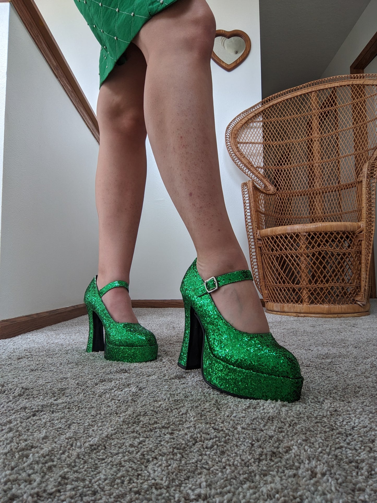 Y2k does 1970s sequin Mary Jane platforms Shoes Rad Bonnie's Vintage