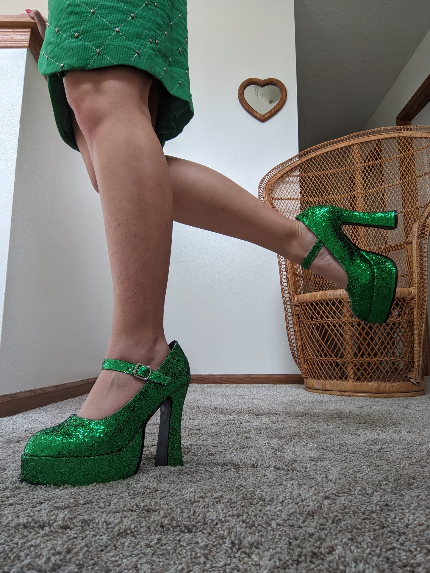 Y2k does 1970s sequin Mary Jane platforms Shoes Rad Bonnie's Vintage