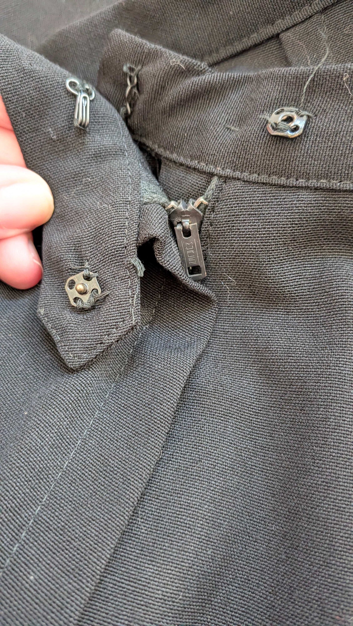 1940s pencil skirt Skirt Rad Bonnie's Vintage