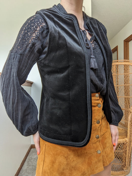 1970s black velvet vest Vest Rad Bonnie's Vintage