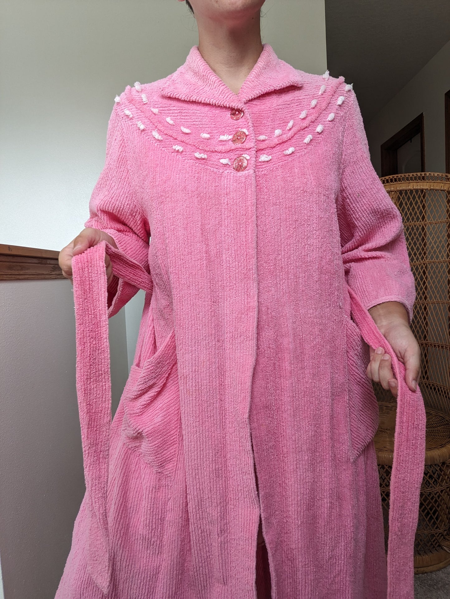 1960s pink chenille robe Robe Rad Bonnie's Vintage