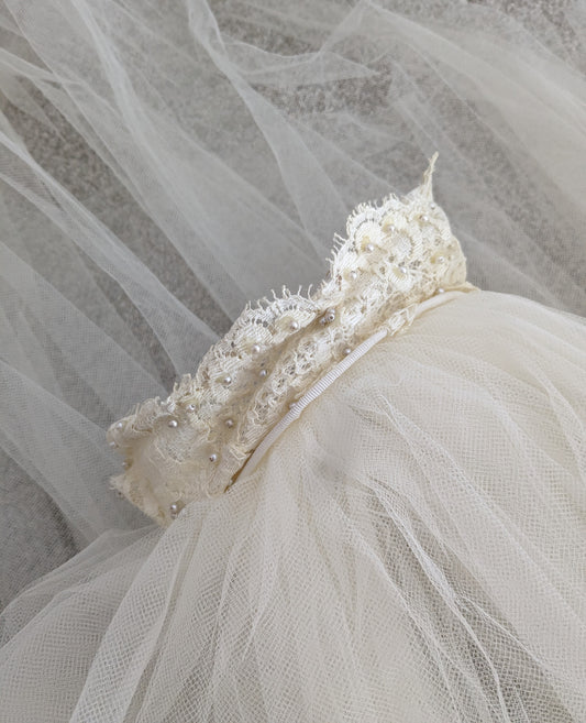 1970s wedding veil Veil Rad Bonnie's Vintage