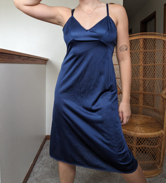 1970s Vanity Fair sapphire slip Slip Rad Bonnie's Vintage