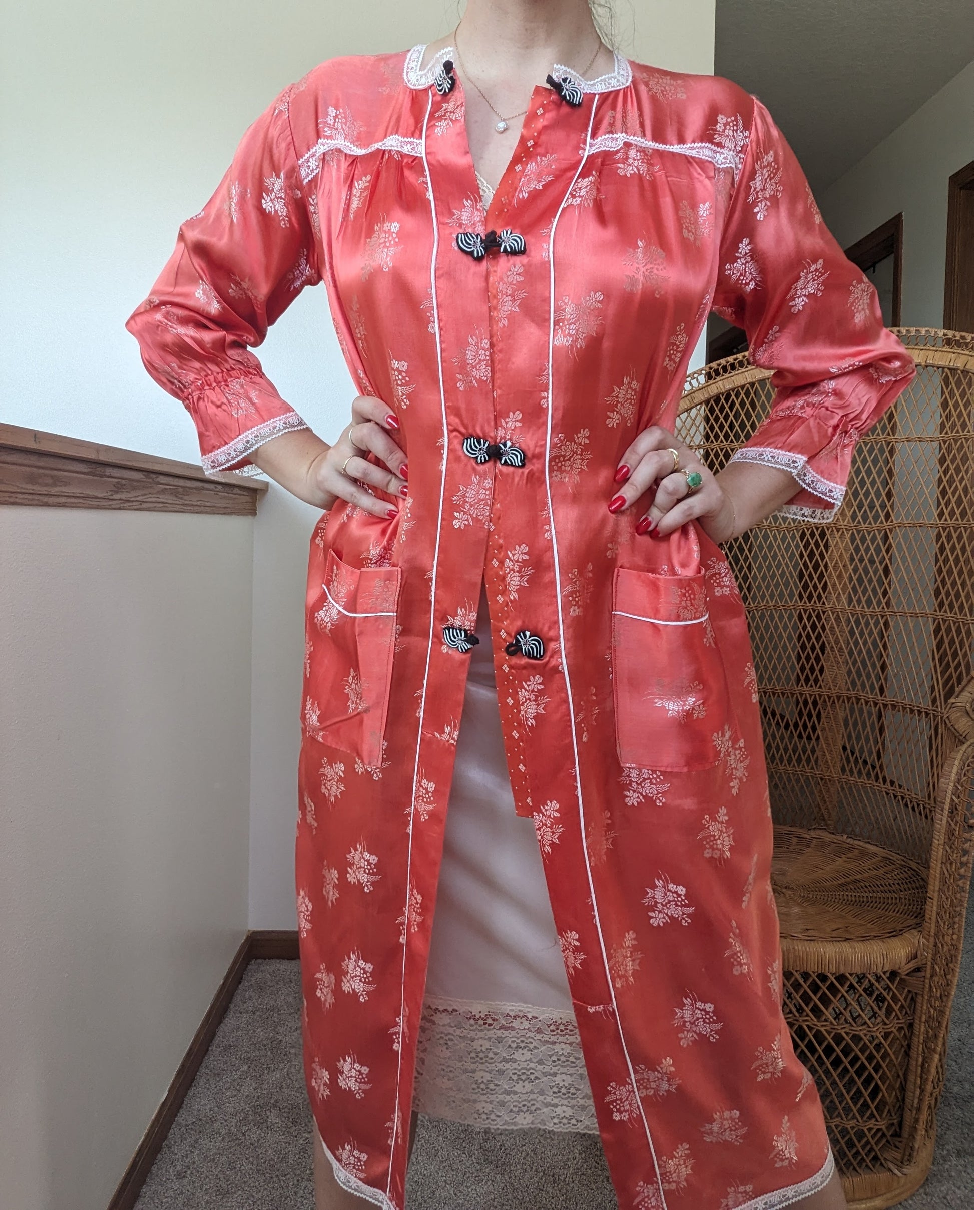 1970s robe Robe Rad Bonnie's Vintage