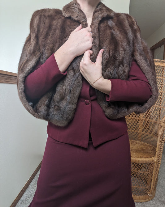 1940s fur capelet shawl Shawl Rad Bonnie's Vintage