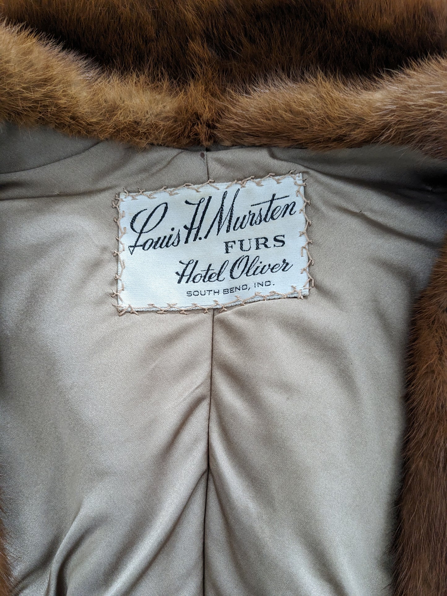 1940s fur capelet shawl