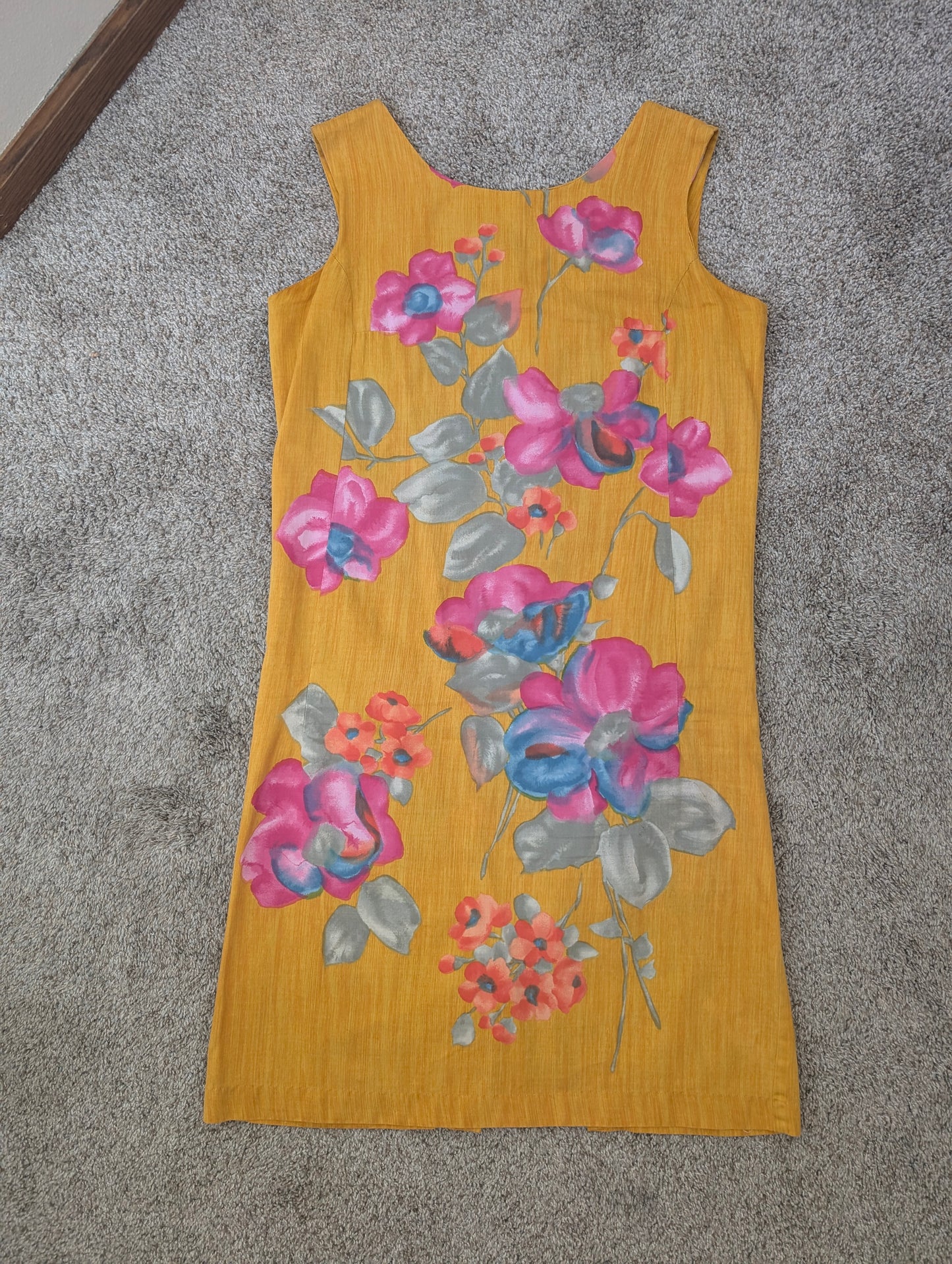 1990s tropical shift dress