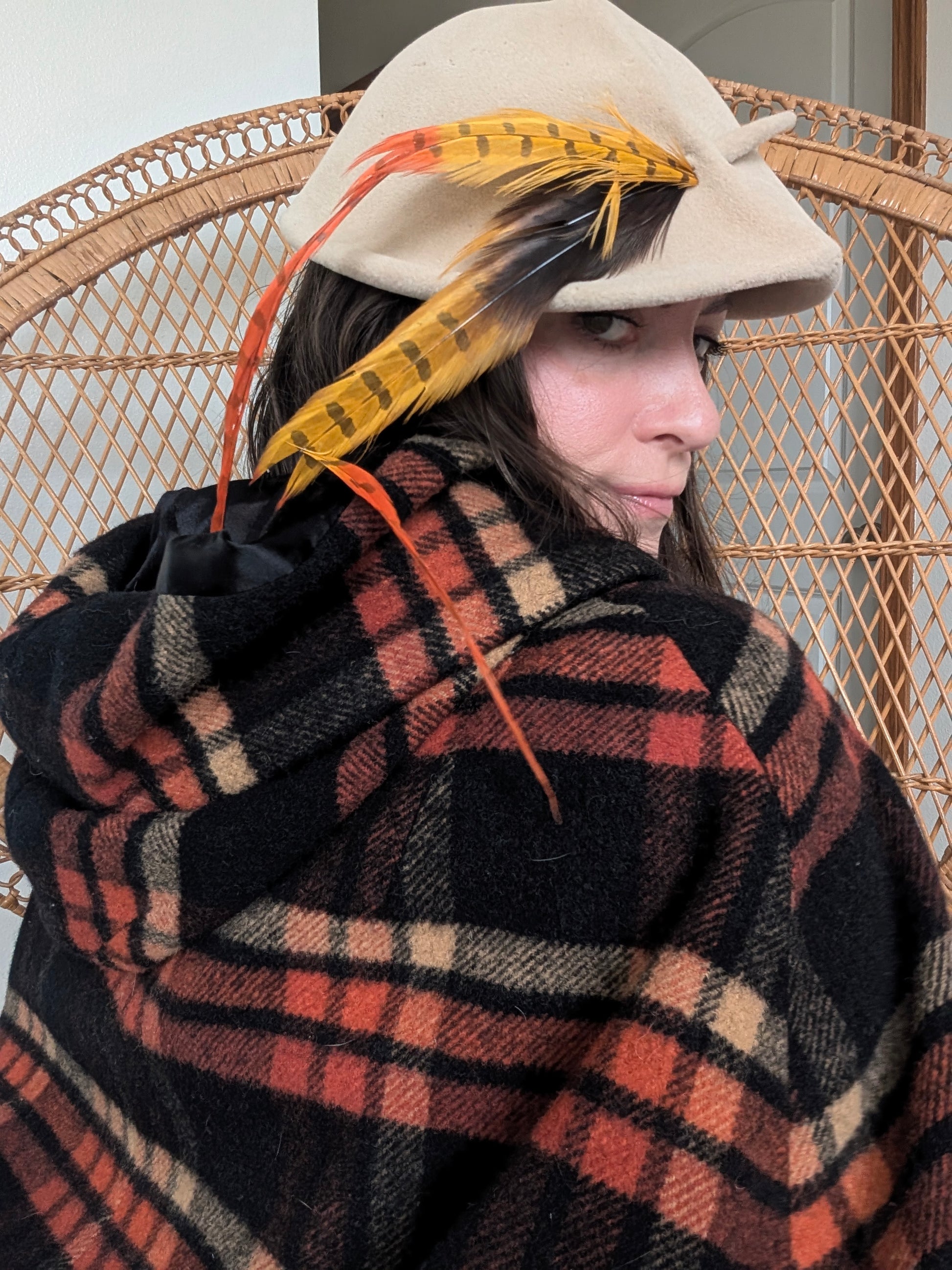 1940s teardrop feather hat hat Rad Bonnie's Vintage