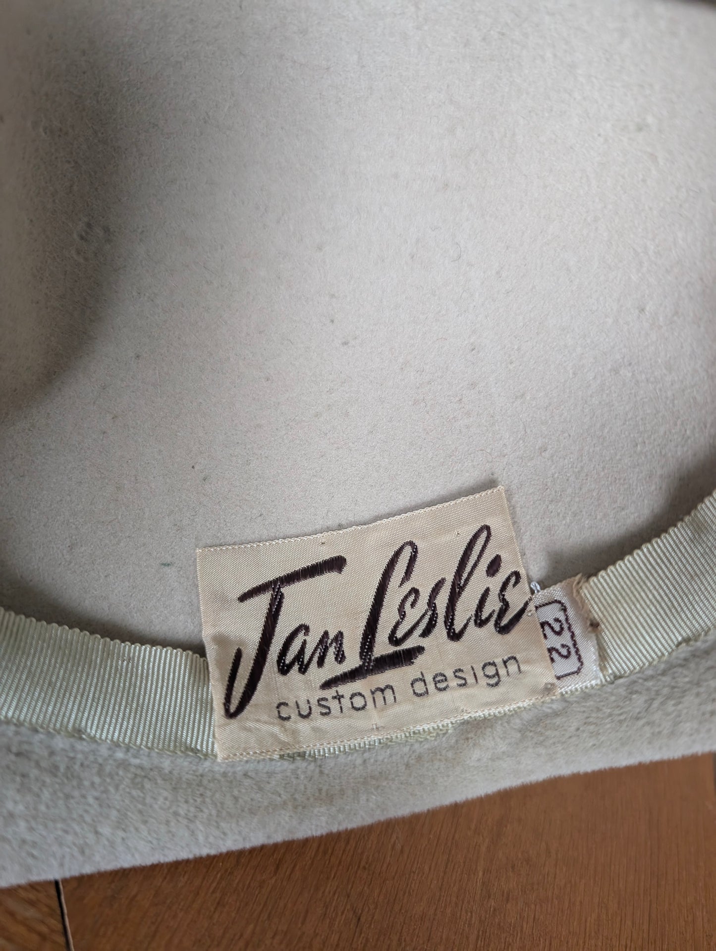 1940s teardrop feather hat hat Rad Bonnie's Vintage
