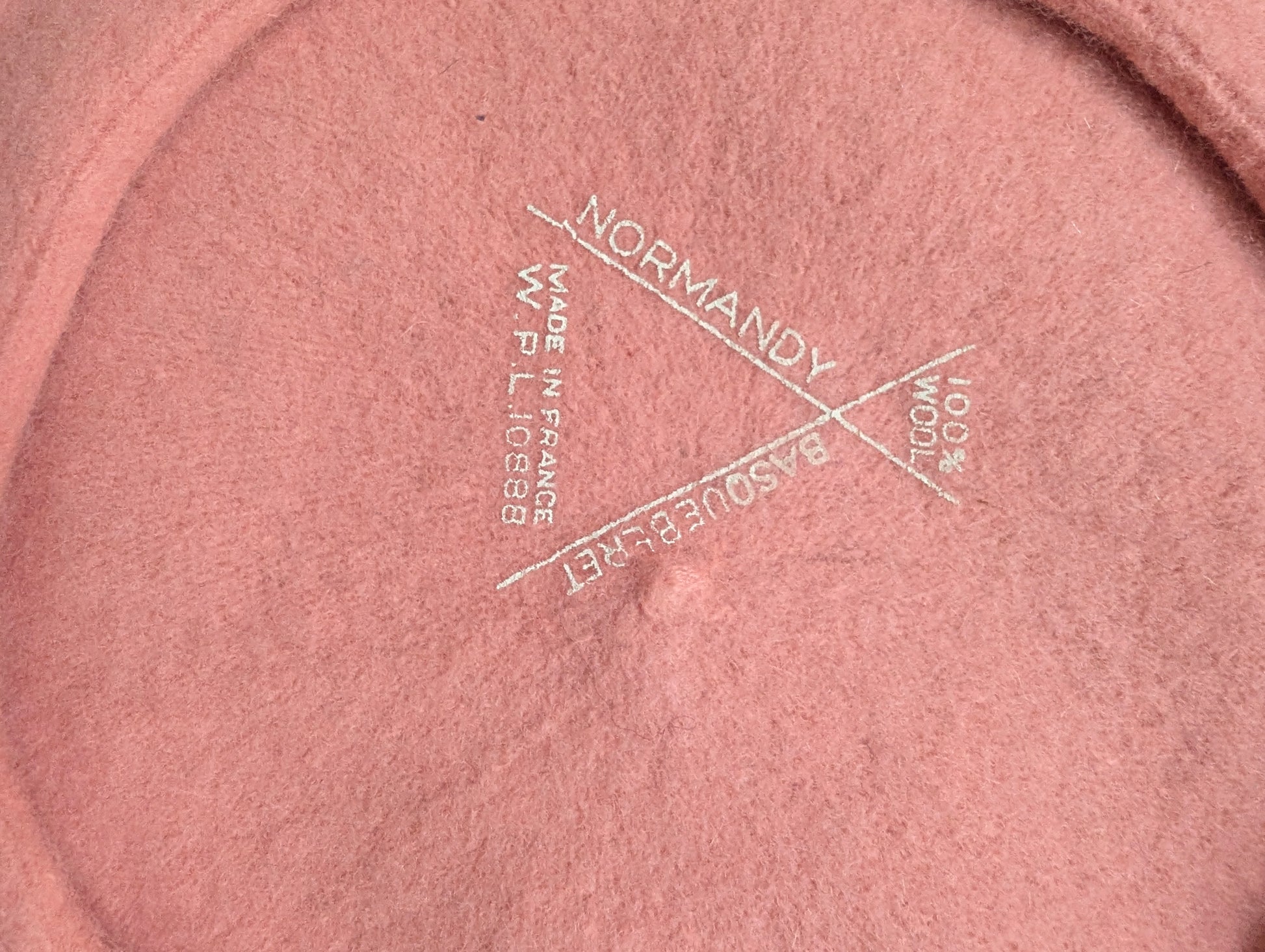 1970s baby pink wool beret hat Rad Bonnie's Vintage