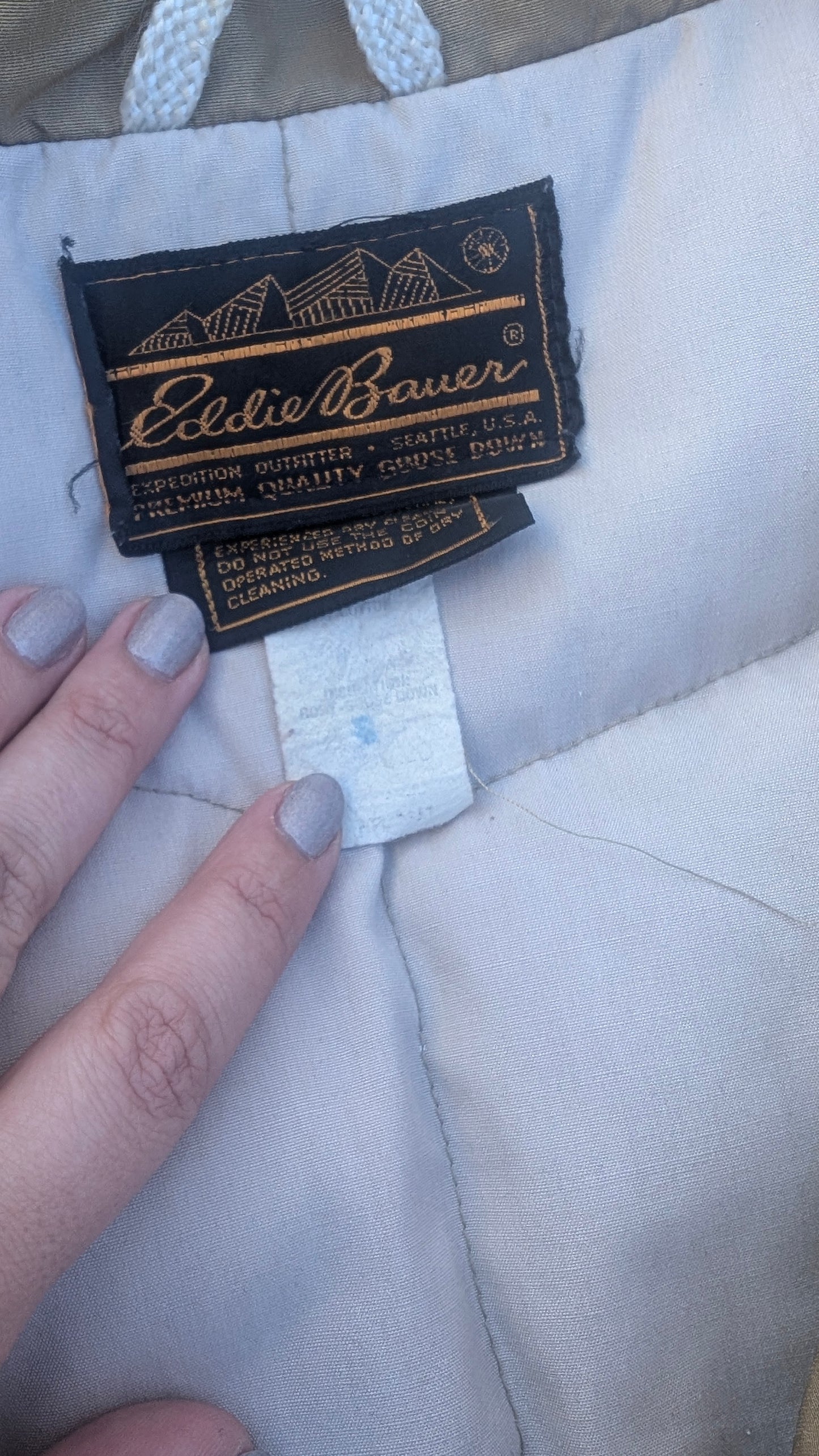 1980s Eddie Bauer puffer coat