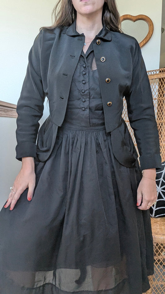 1940s luxury skirt suit