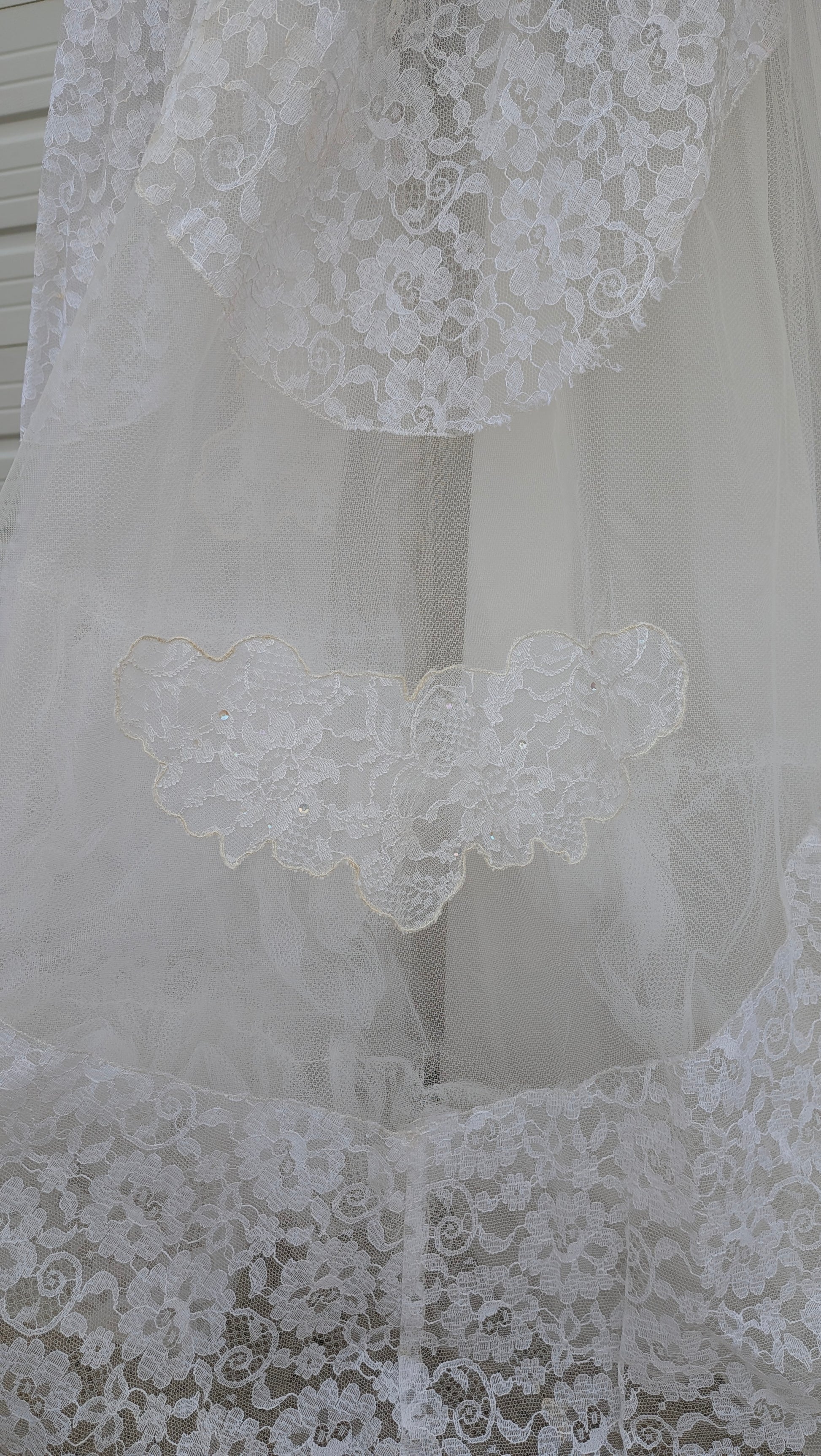 1960s lace wedding gown Dress Rad Bonnie's Vintage