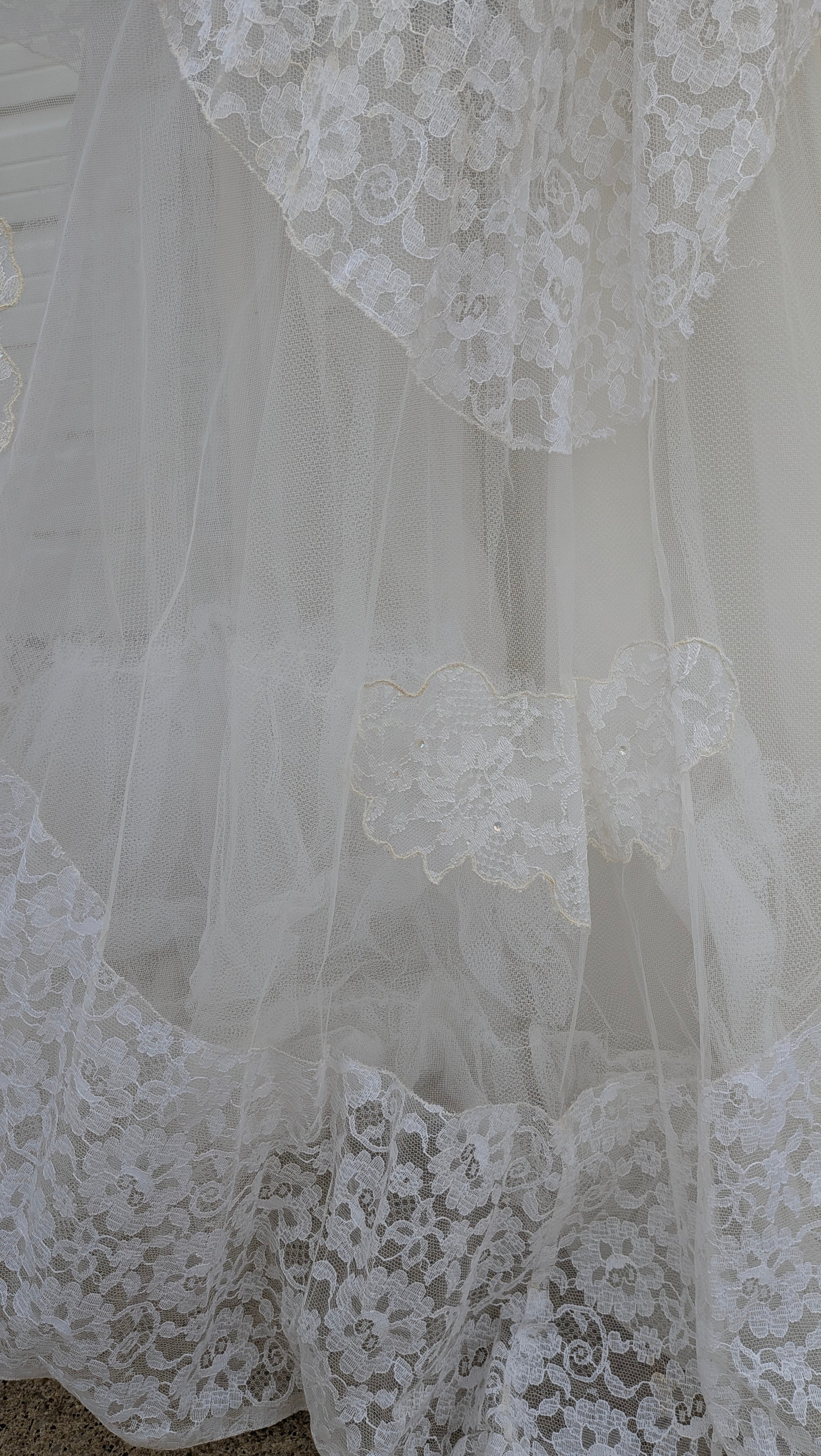 1960s lace wedding gown Dress Rad Bonnie's Vintage