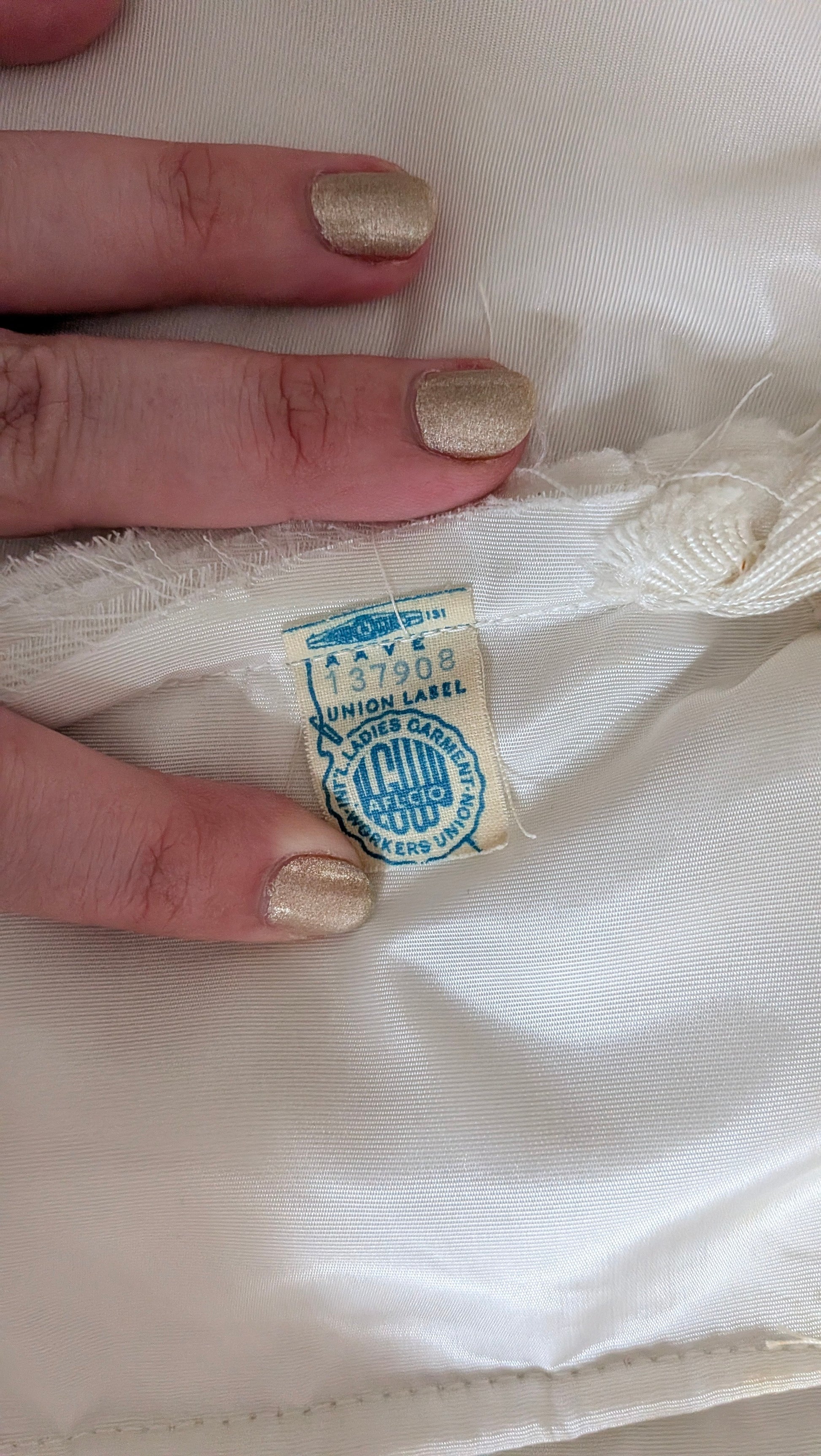 1960s lace wedding gown Dress Rad Bonnie's Vintage