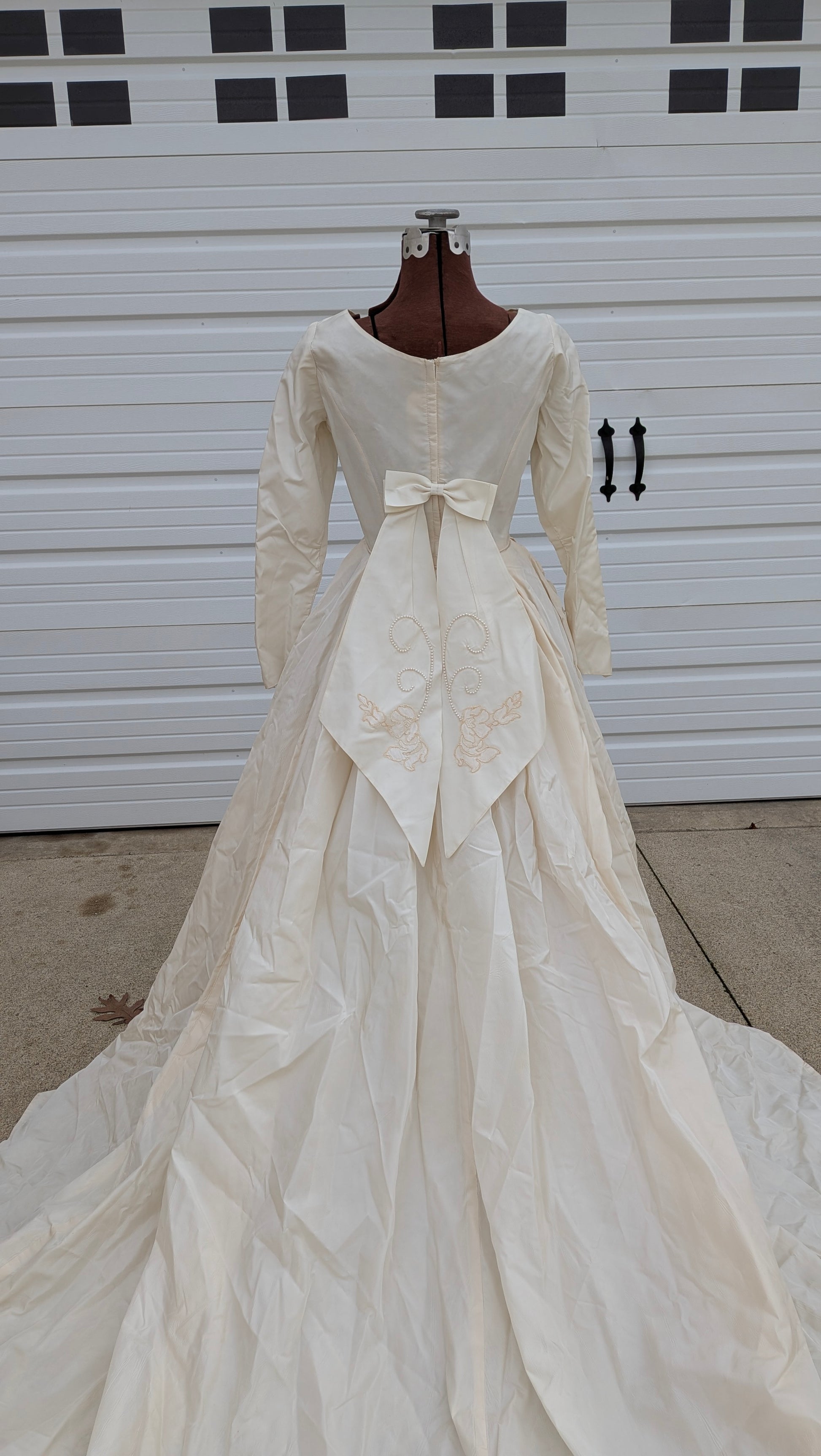 1950s beaded wedding gown Dress Rad Bonnie's Vintage