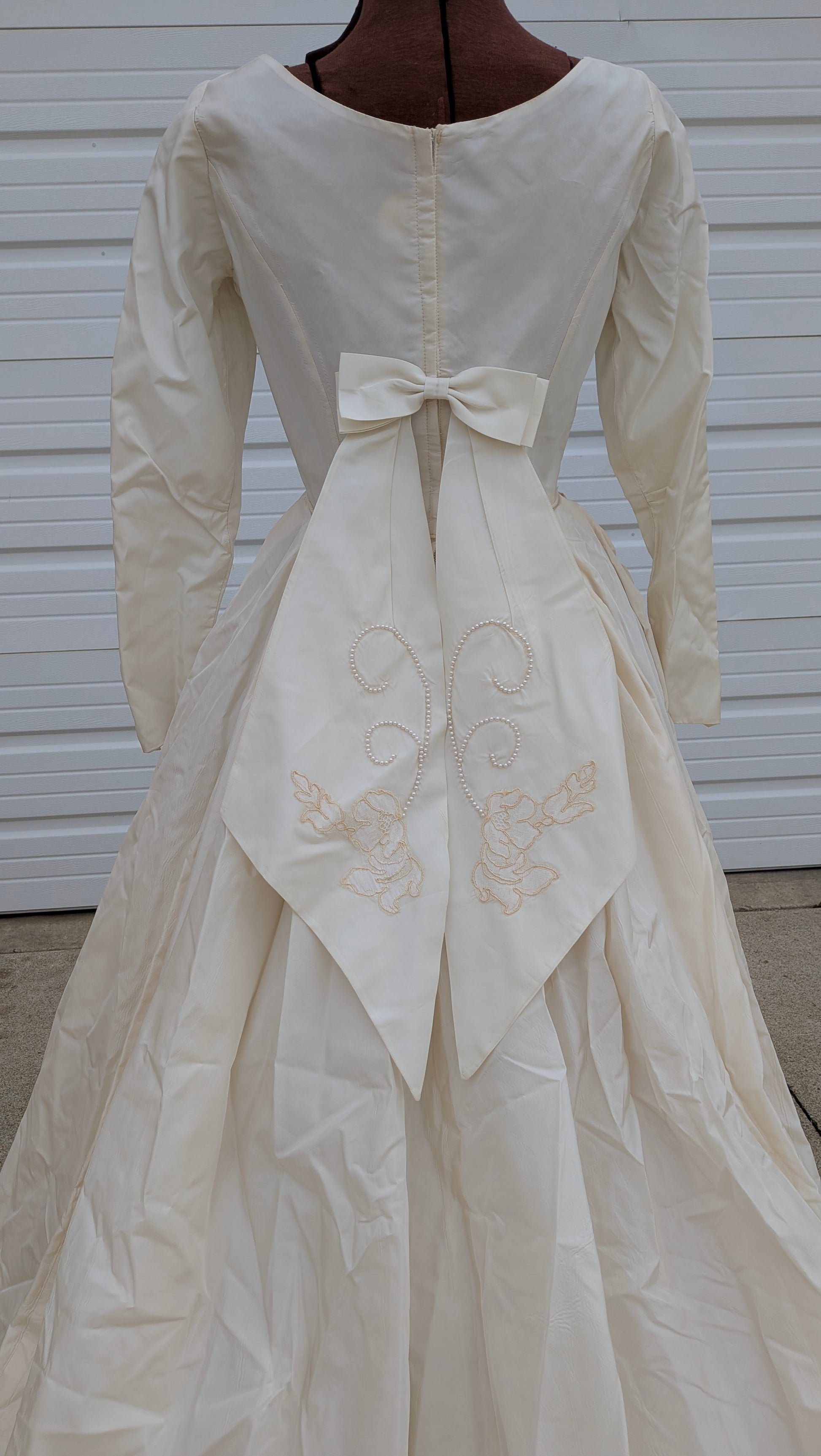vintage beaded wedding dresses 1980s Dress Wedding Dress neck Waistline 1950s beaded wedding gown