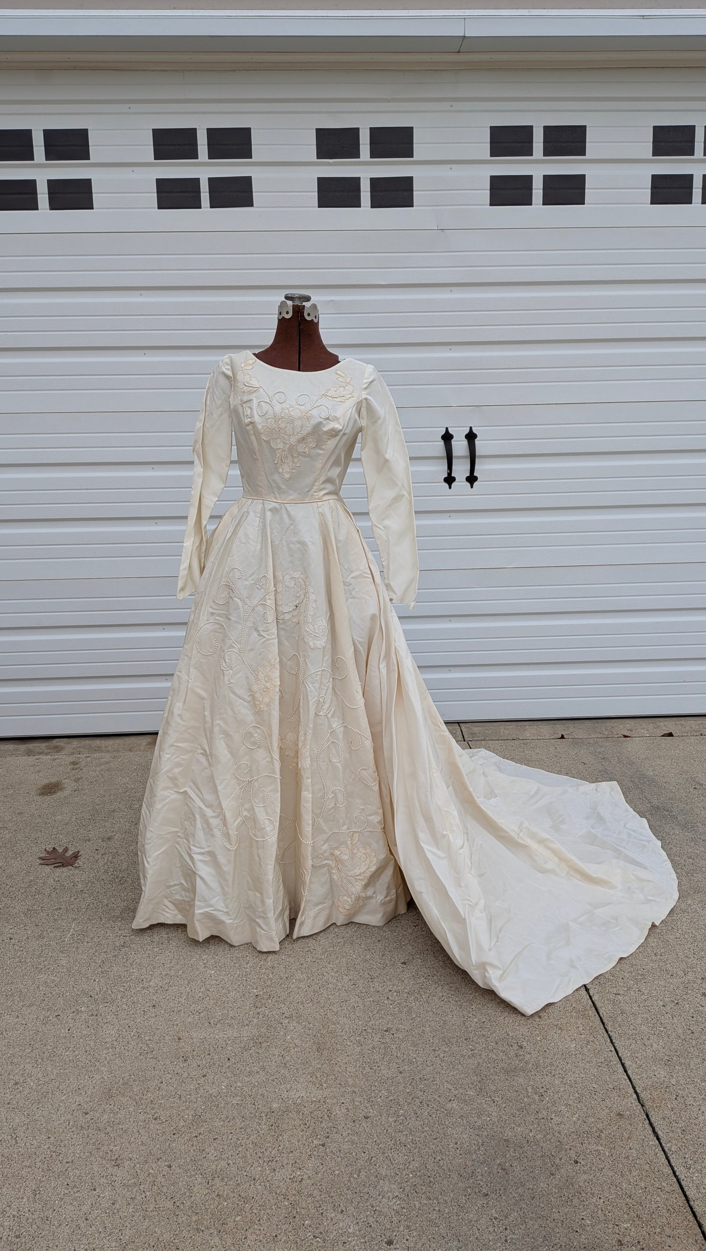 1950s beaded wedding gown Dress Rad Bonnie's Vintage