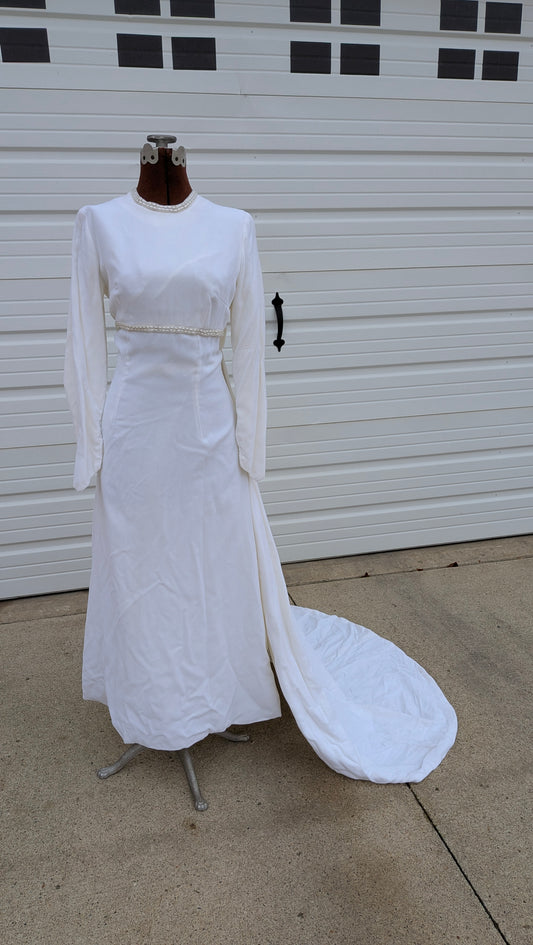 1960s velvet wedding gown Dress Rad Bonnie's Vintage