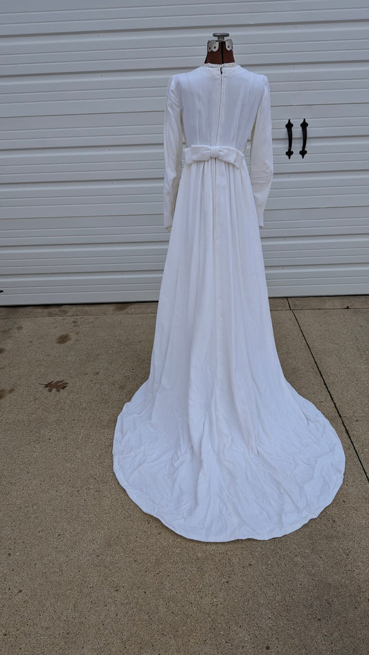 1960s velvet wedding gown Dress Rad Bonnie's Vintage