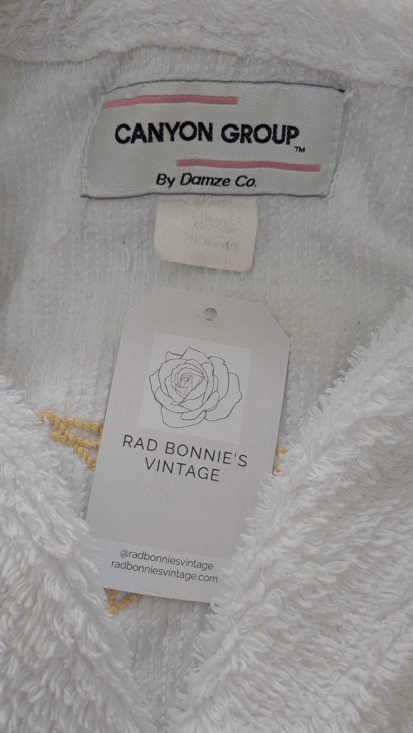 1990s Canyon Group robe
