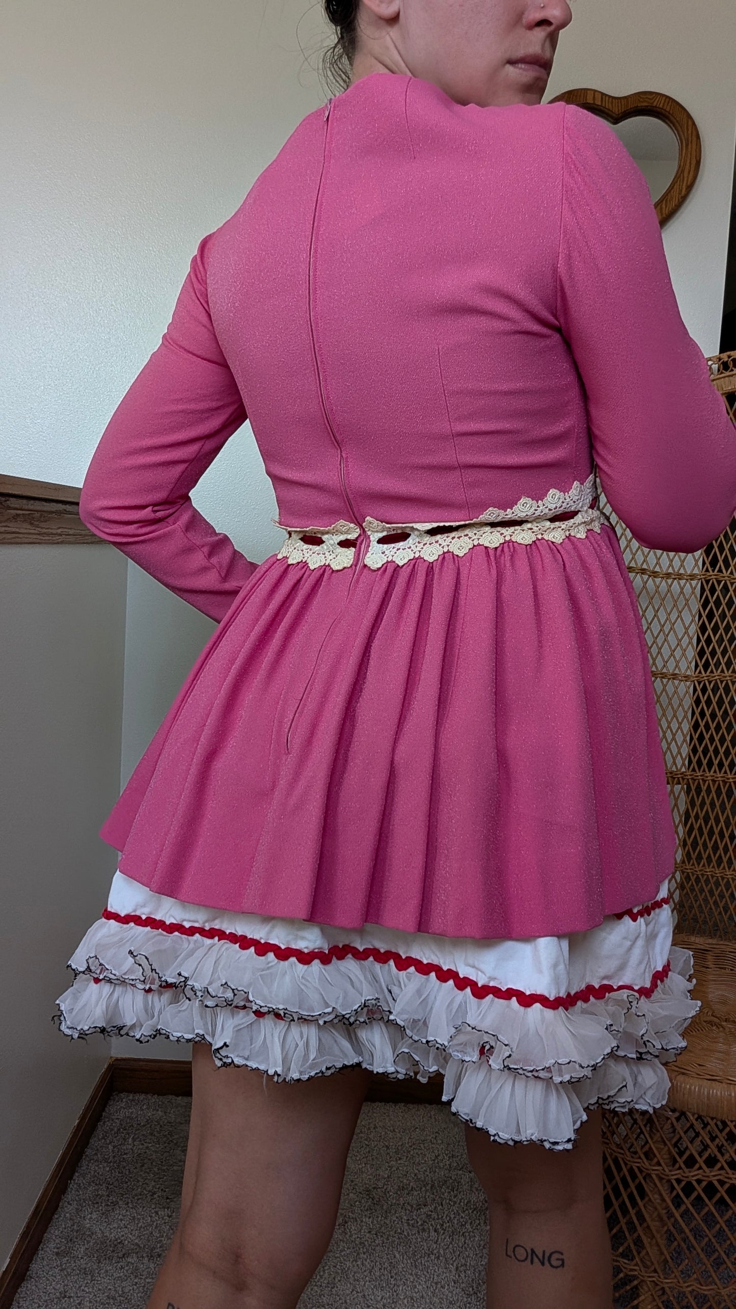 1960s pink top