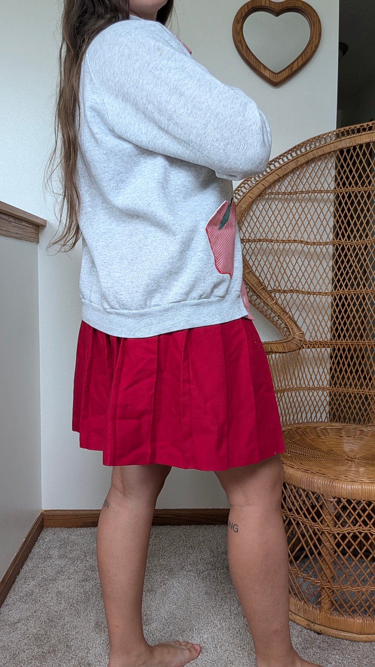 1980s apple sweatshirt
