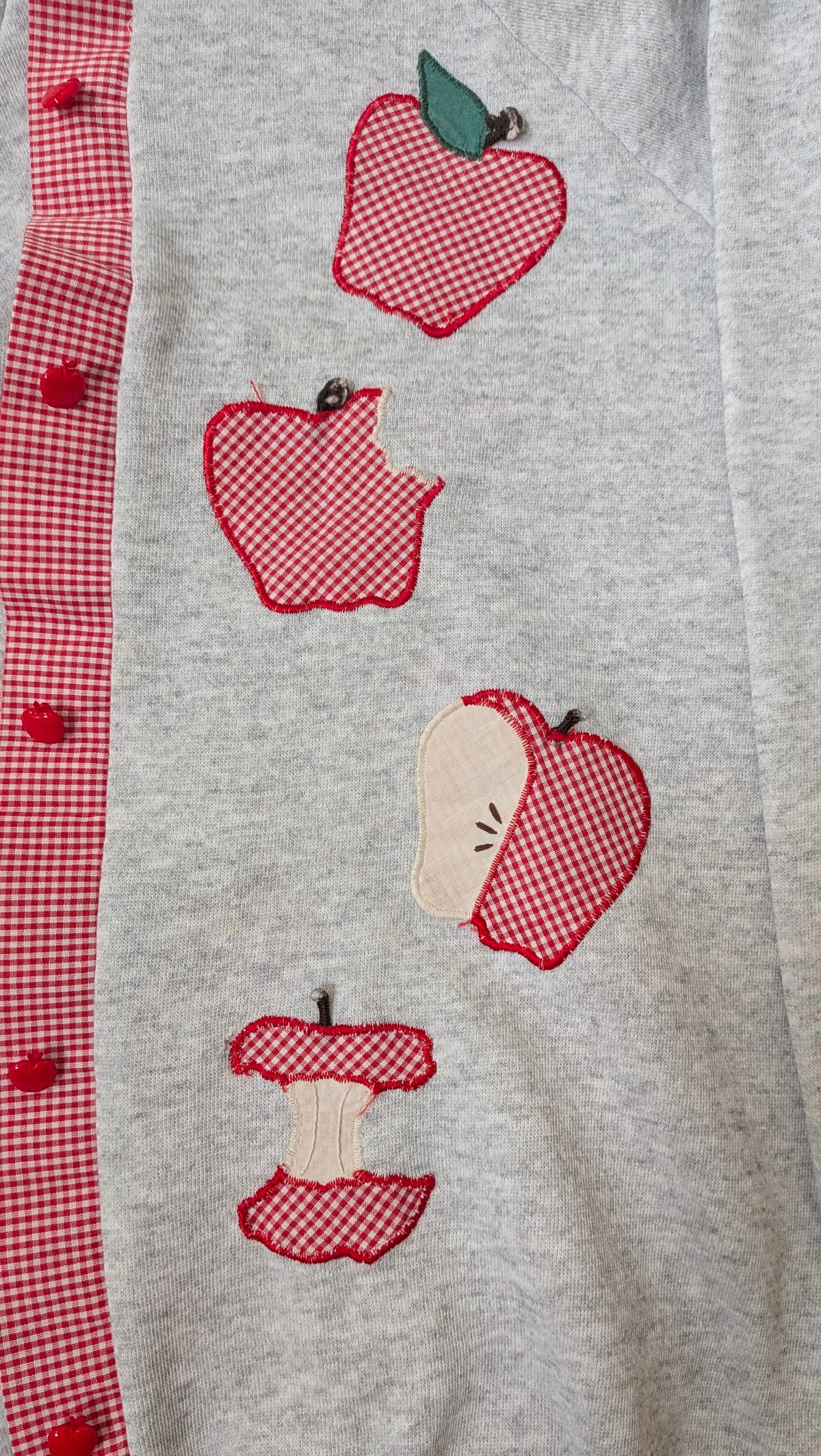 1980s apple sweatshirt
