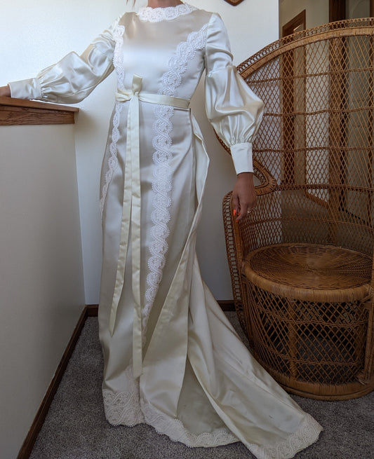 1960s Satin Wedding Gown Dress Rad Bonnie's Vintage