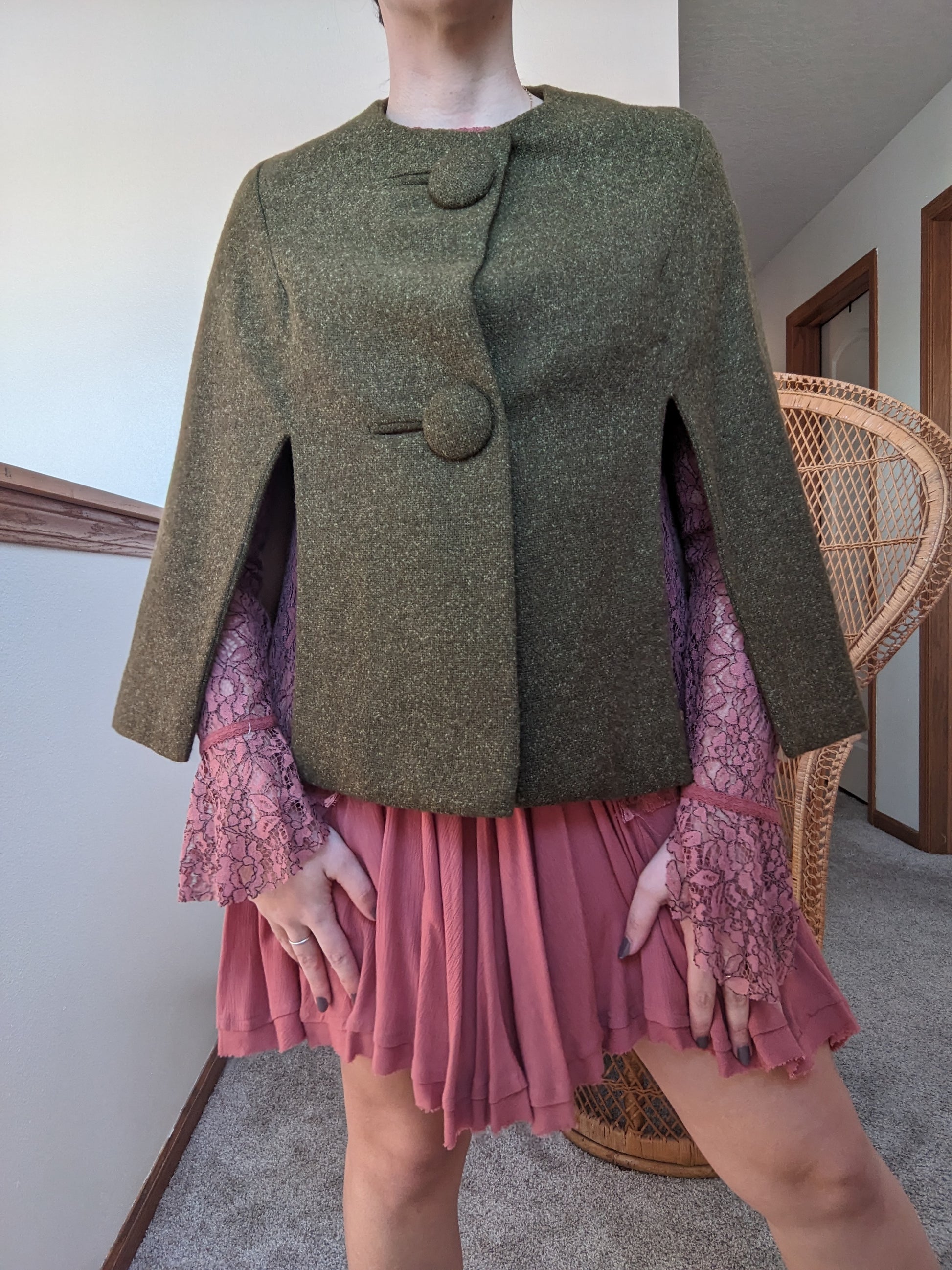 1960s olive cape Rad Bonnie's Vintage