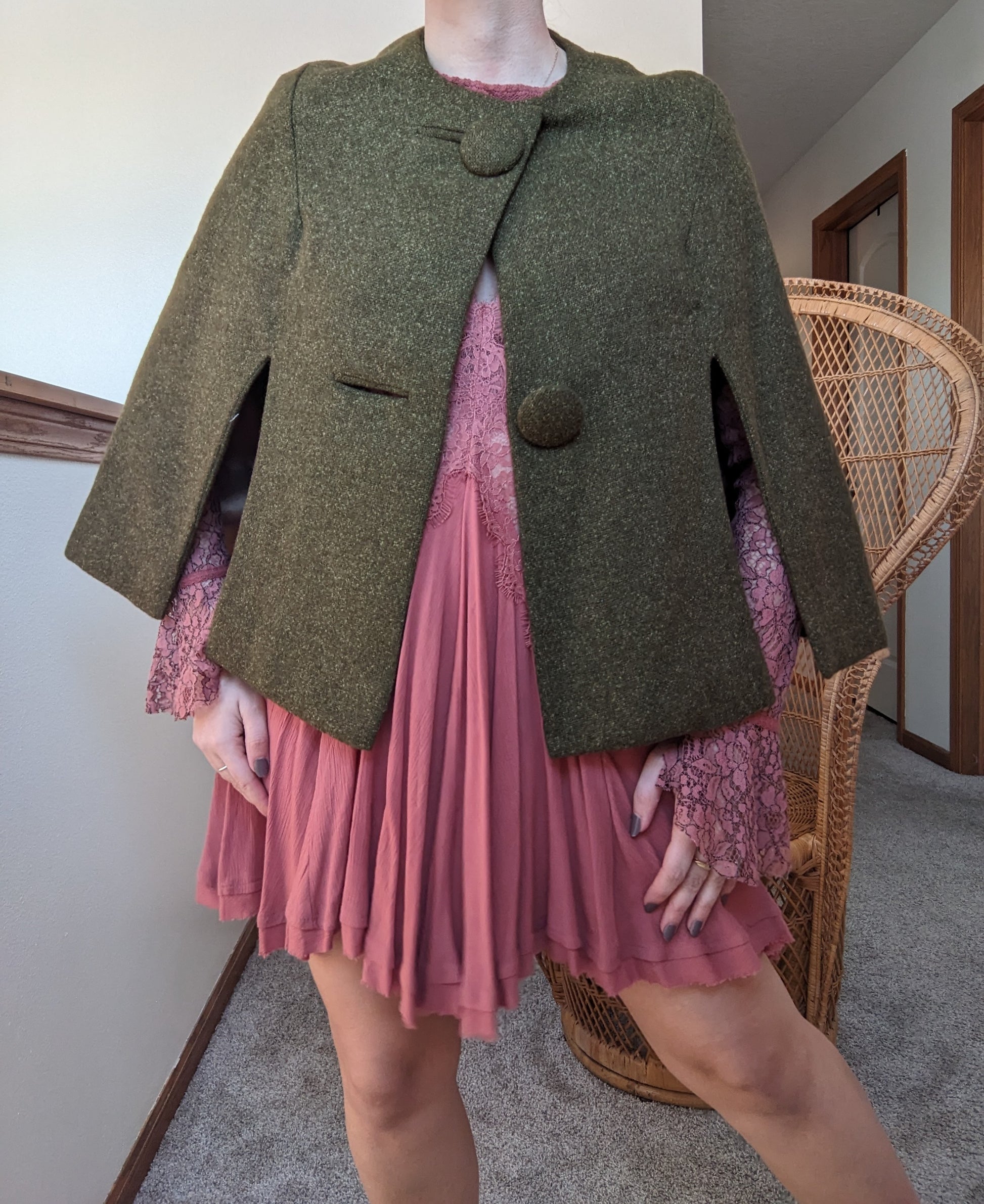 1960s olive cape Rad Bonnie's Vintage
