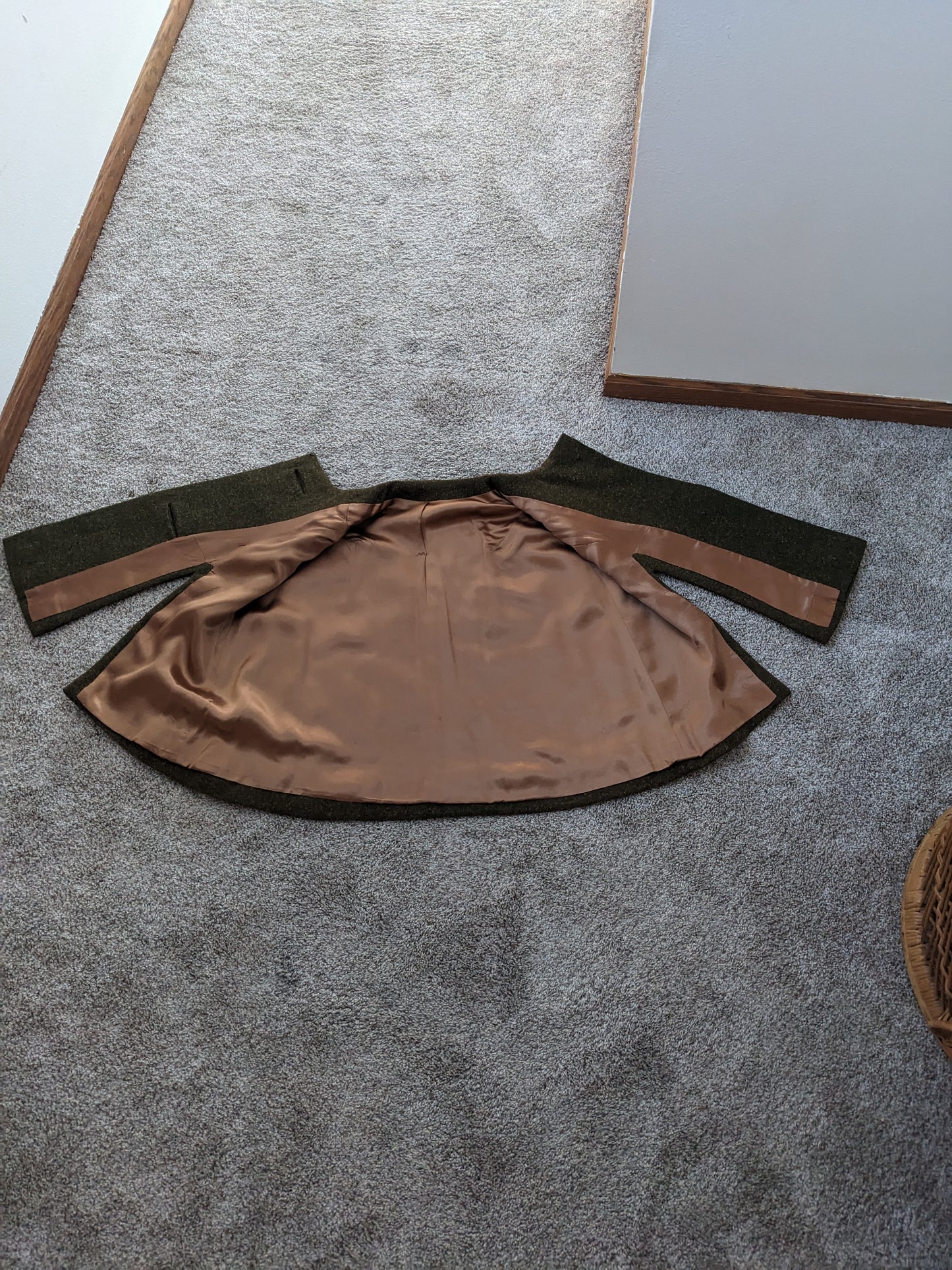 1960s olive cape Rad Bonnie's Vintage