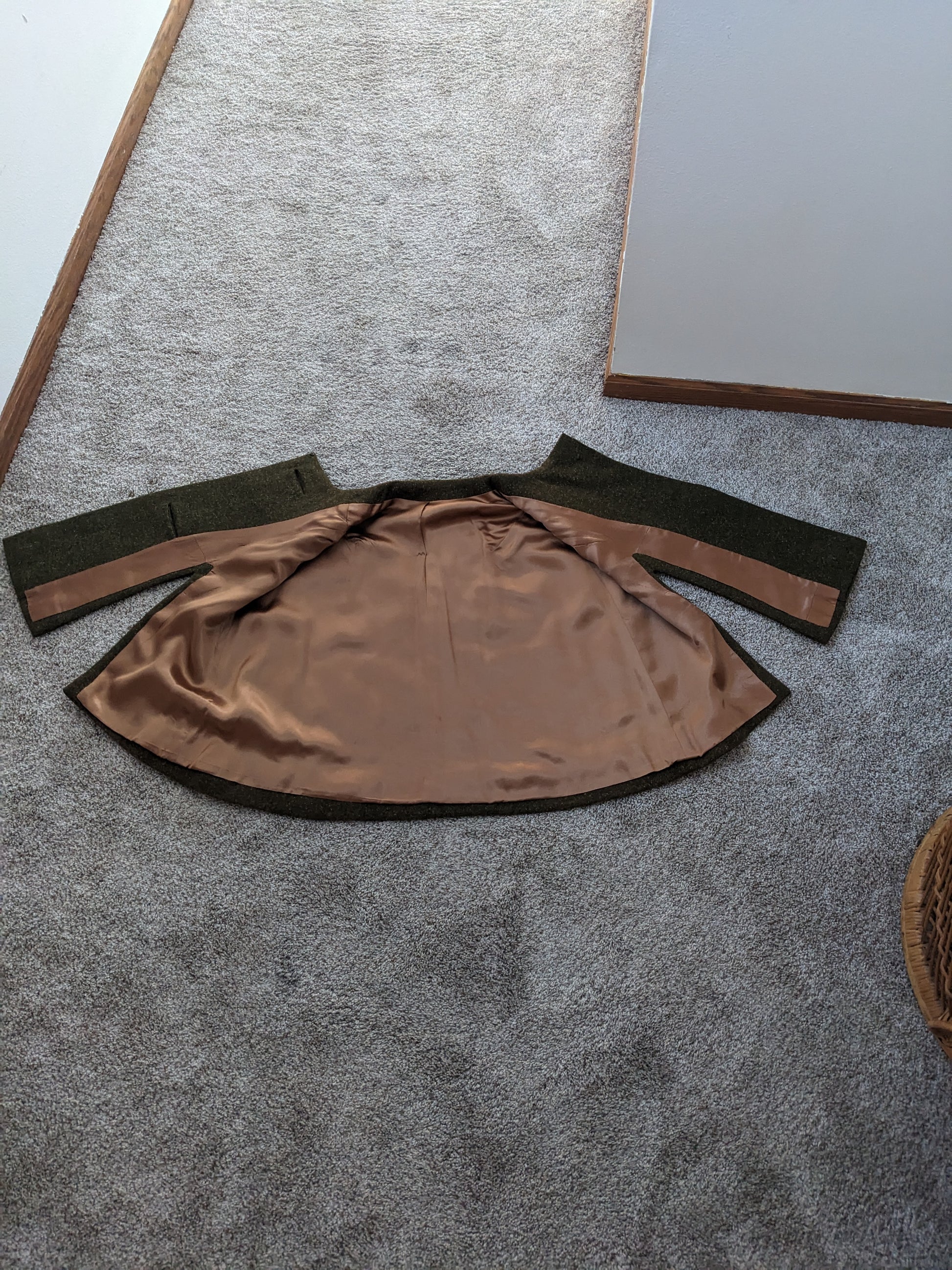 1960s olive cape Rad Bonnie's Vintage